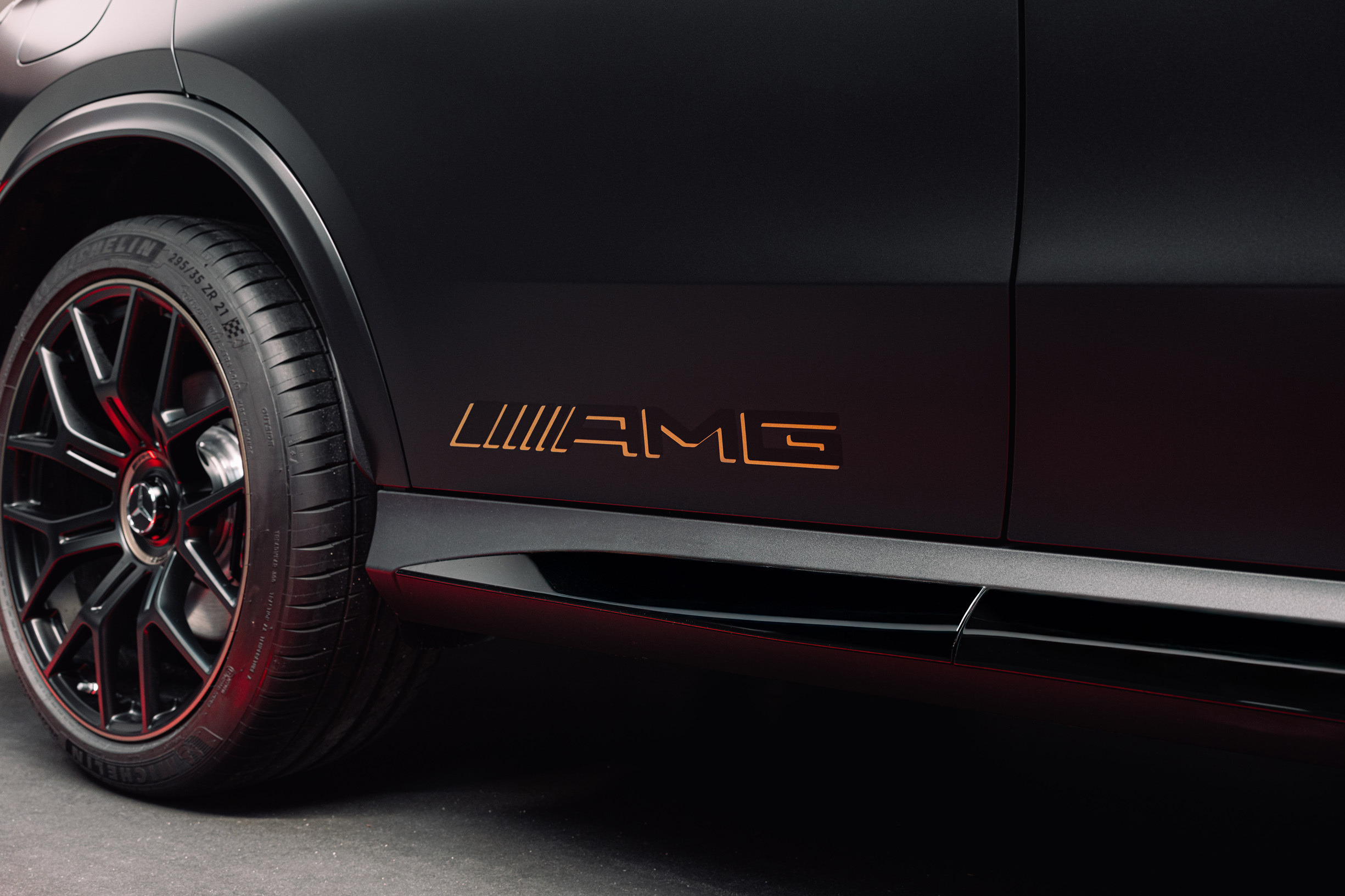 Mercedes-AMG GLC 53 00010
