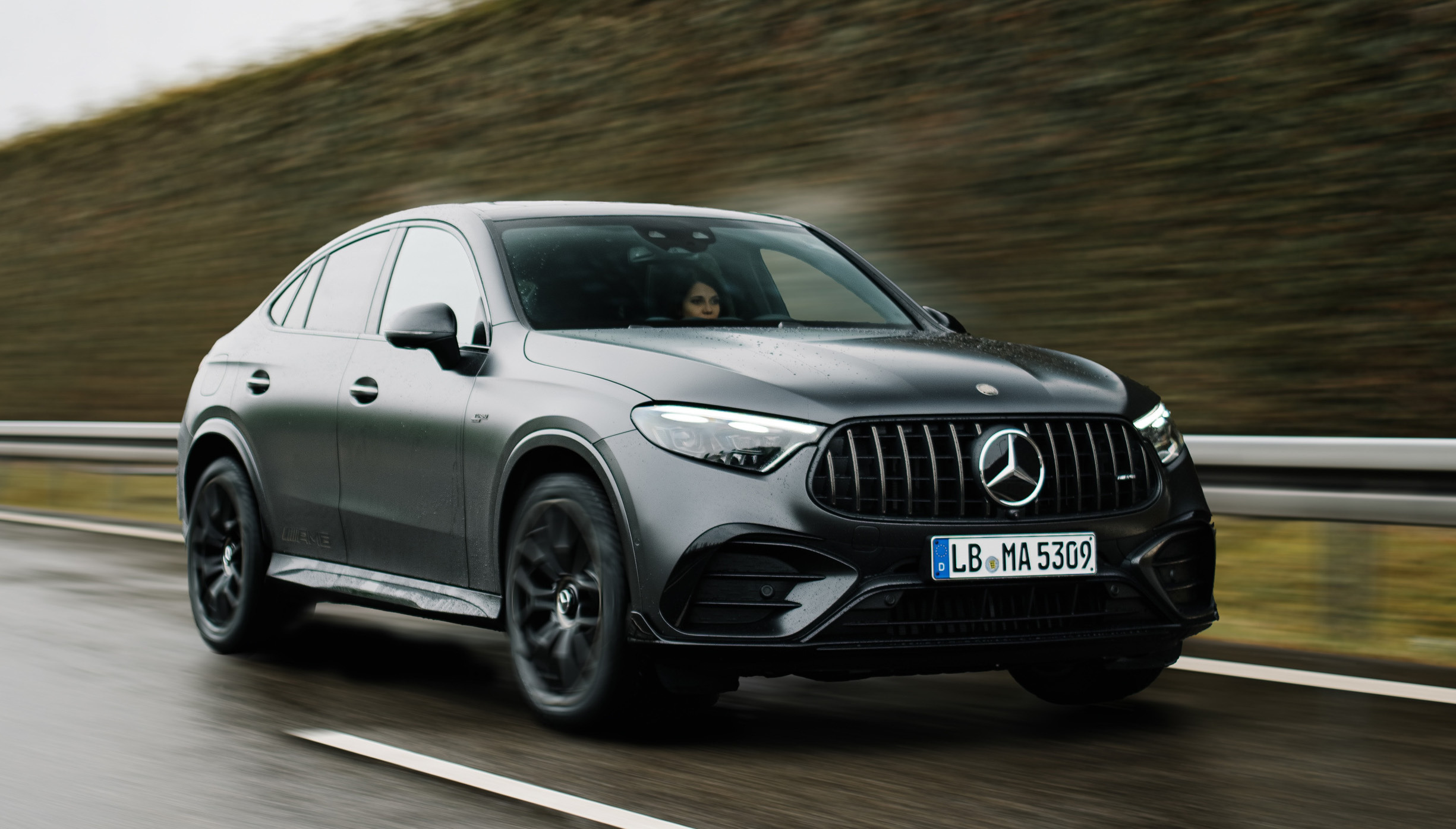 Mercedes-AMG GLC 53 00021