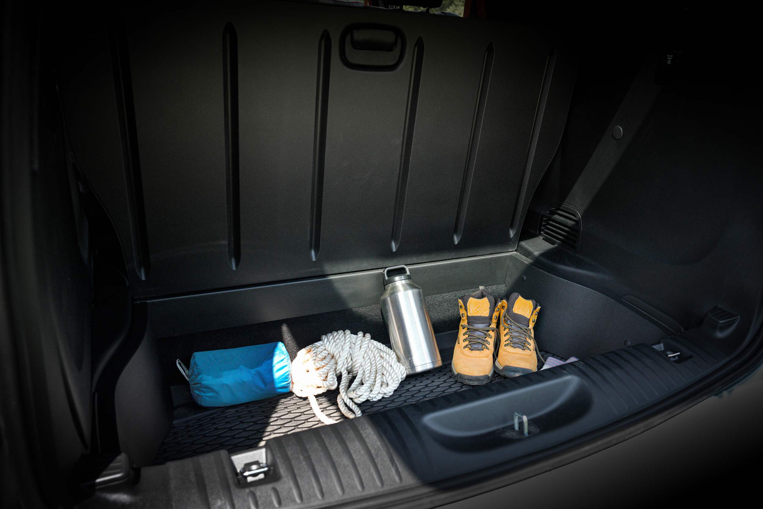 Chrysler Pacifica Grizzly Peak Concept 821 14