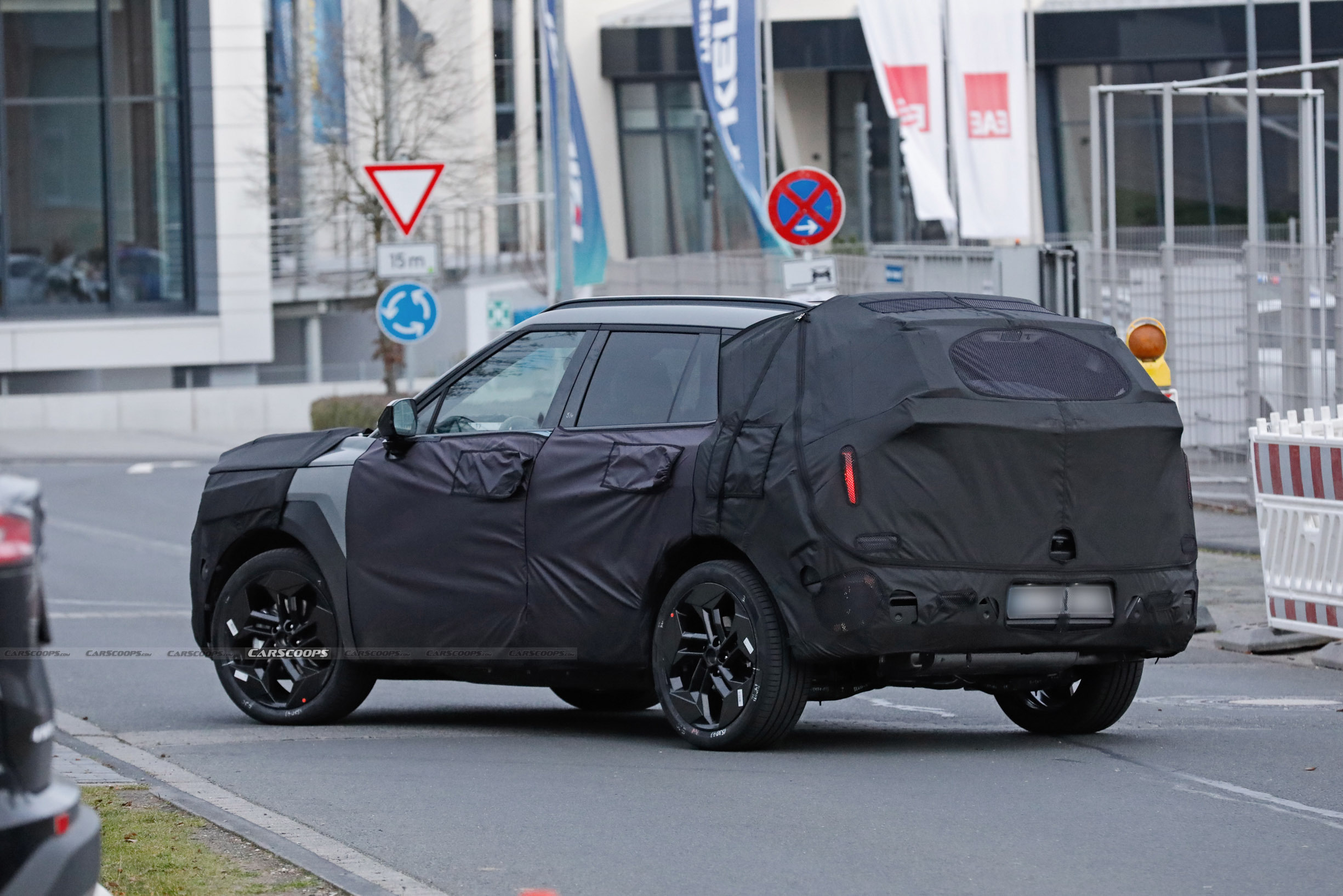 Hyundai Tucson spy shots 00017