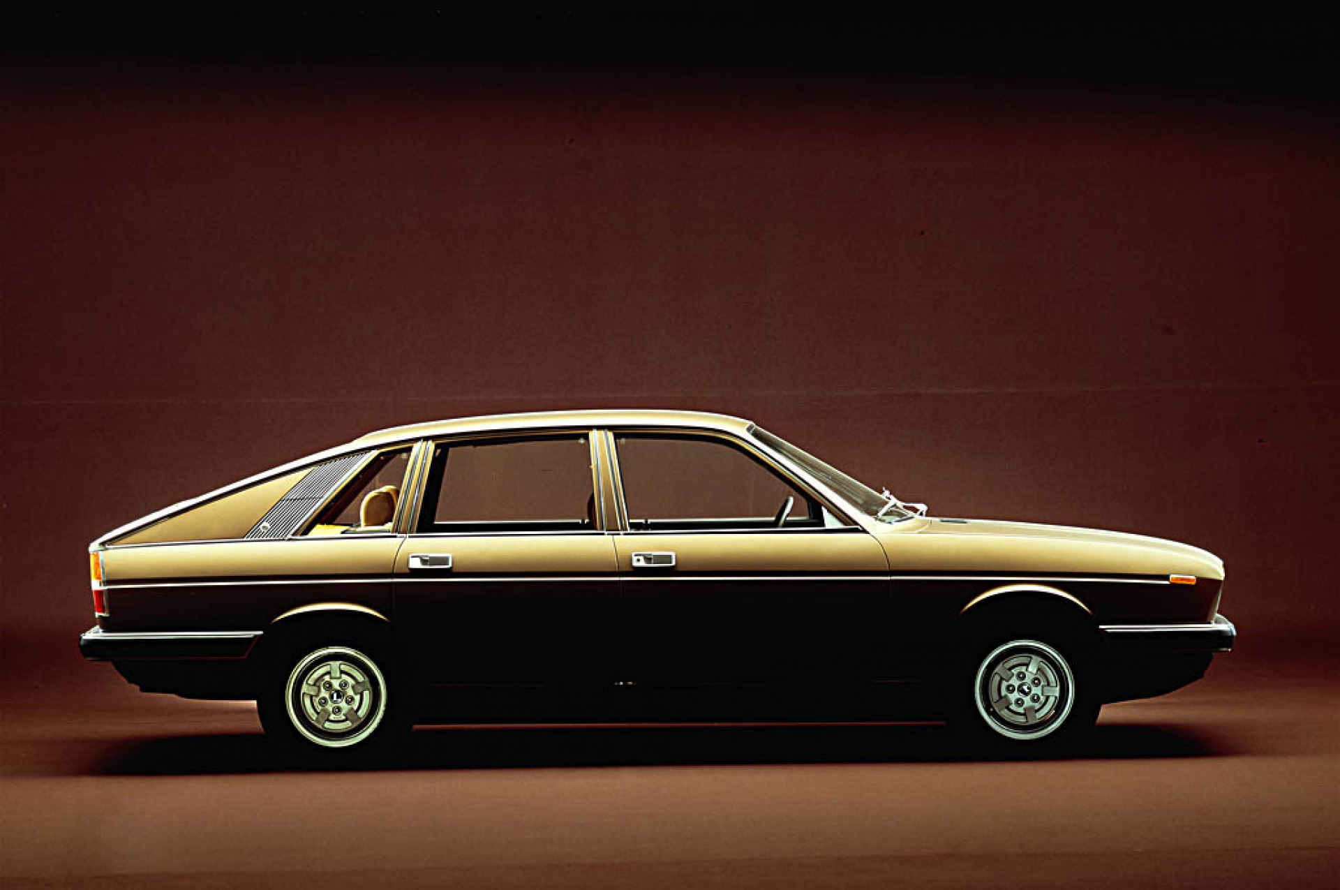 LanciaGamma1976-1980