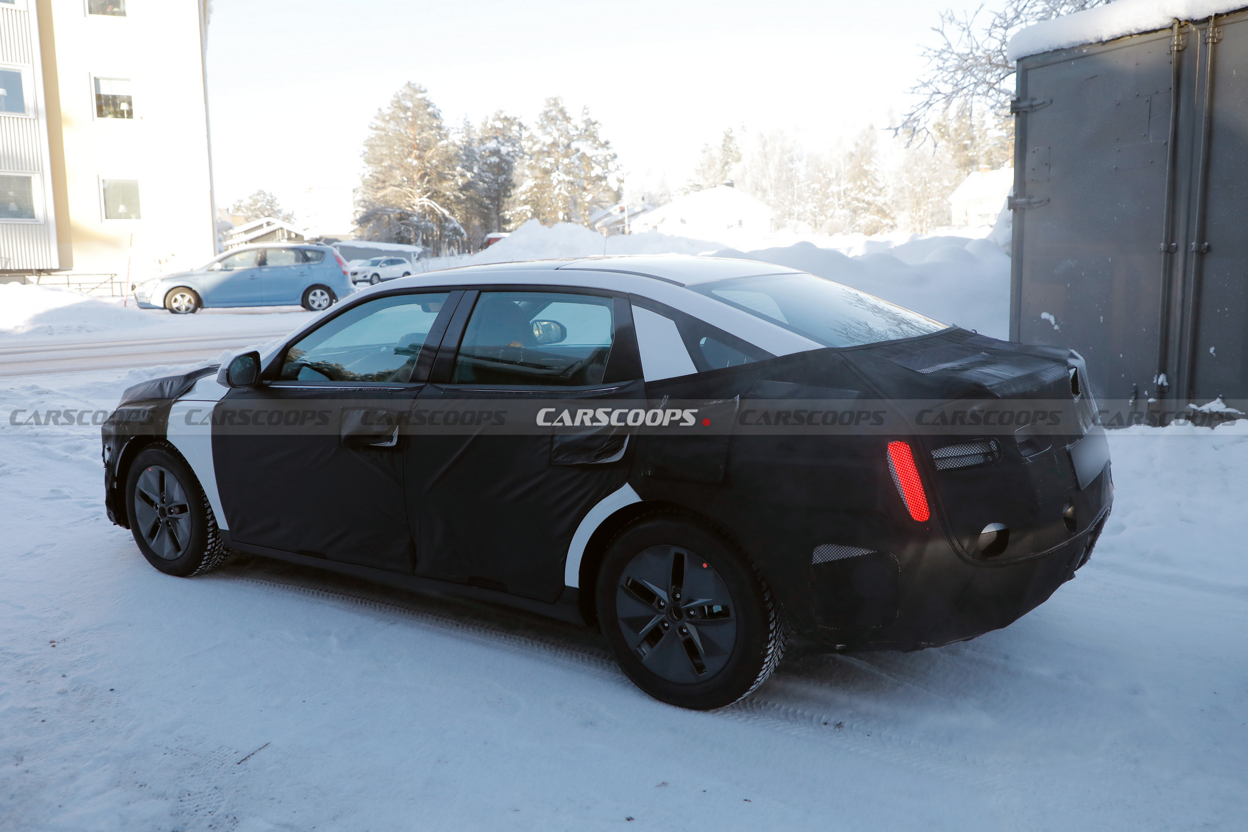 2027 Hyundai Elantra 209 15
