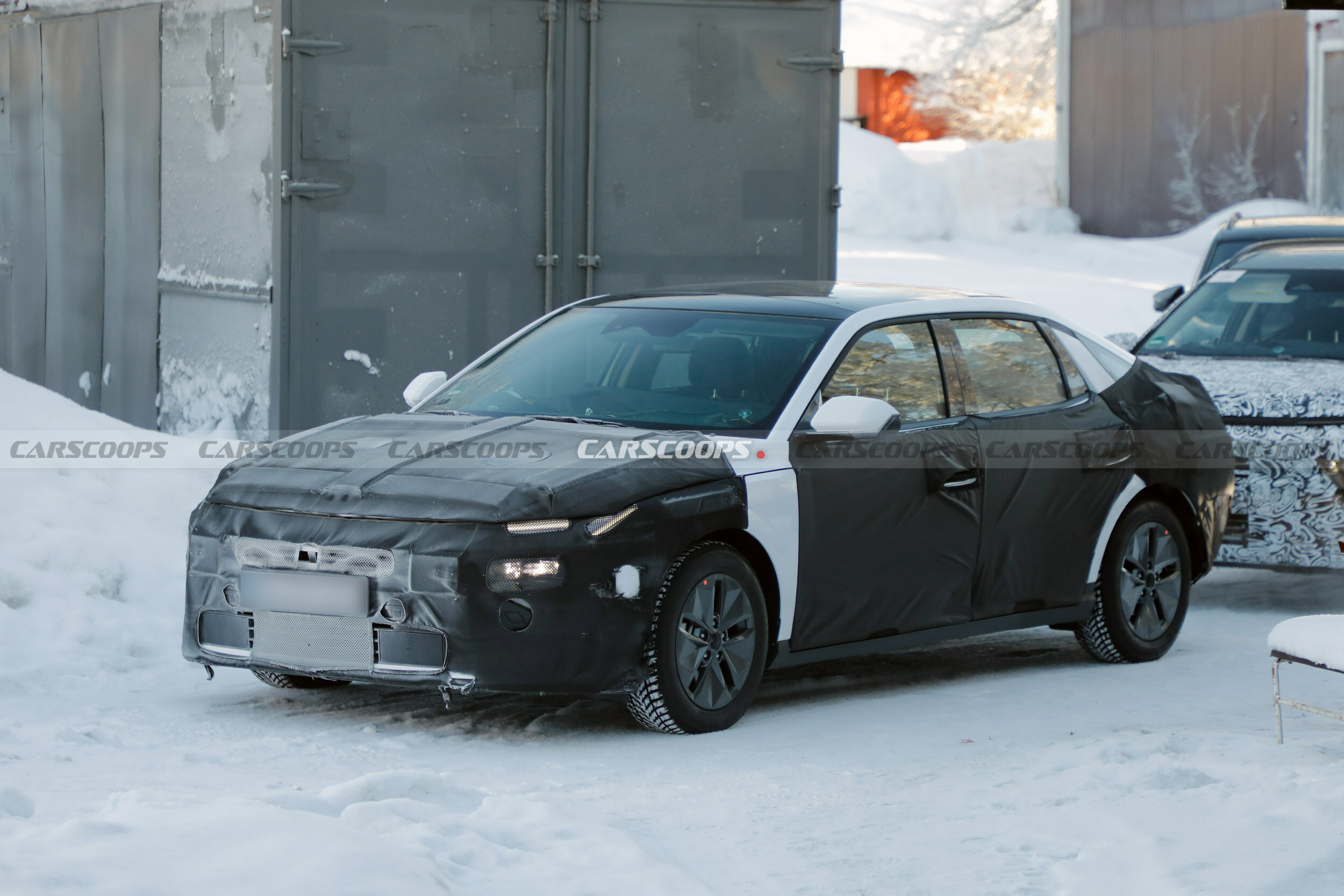 2027 Hyundai Elantra 209 22