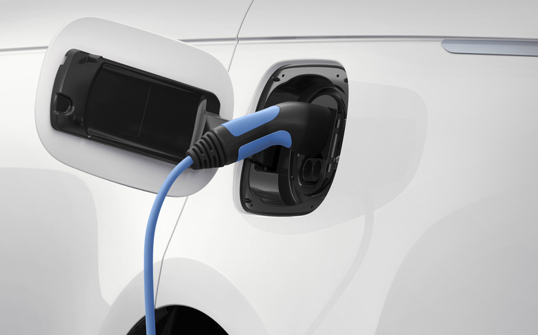 2023_Range_Rover_PHEV copy