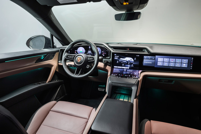 2026 Porsche Cayenne Electric 00030