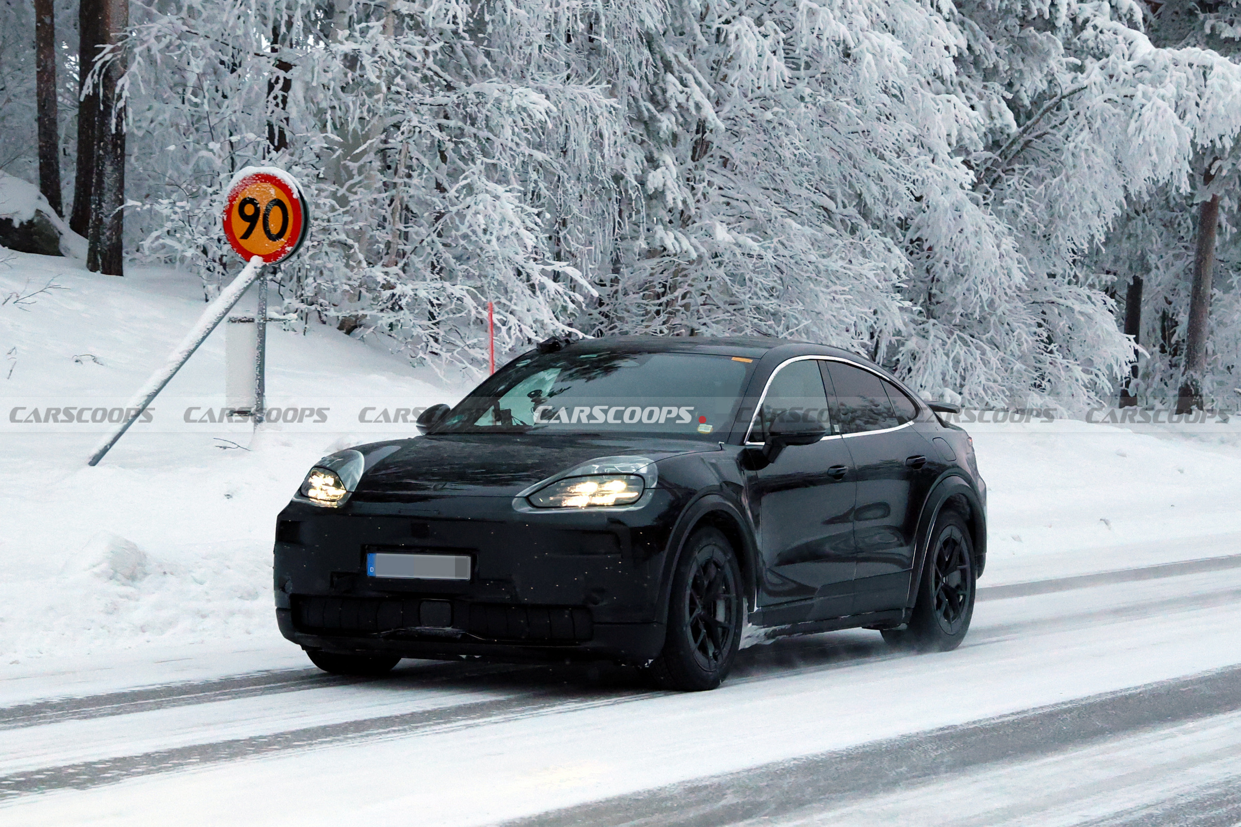 Porsche Cayenne Turbo GT Electric 224 2