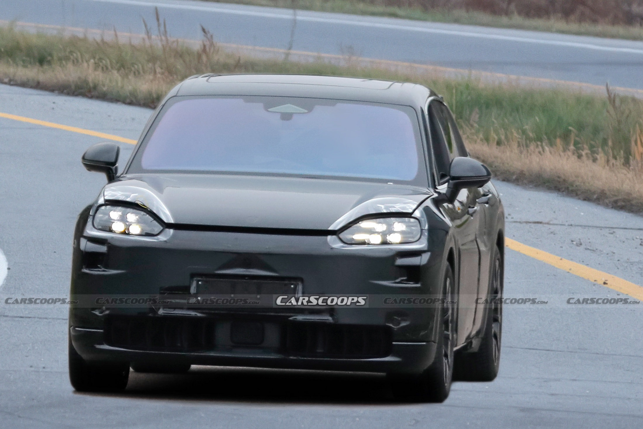 Porsche K1 SUV 00001_watermark