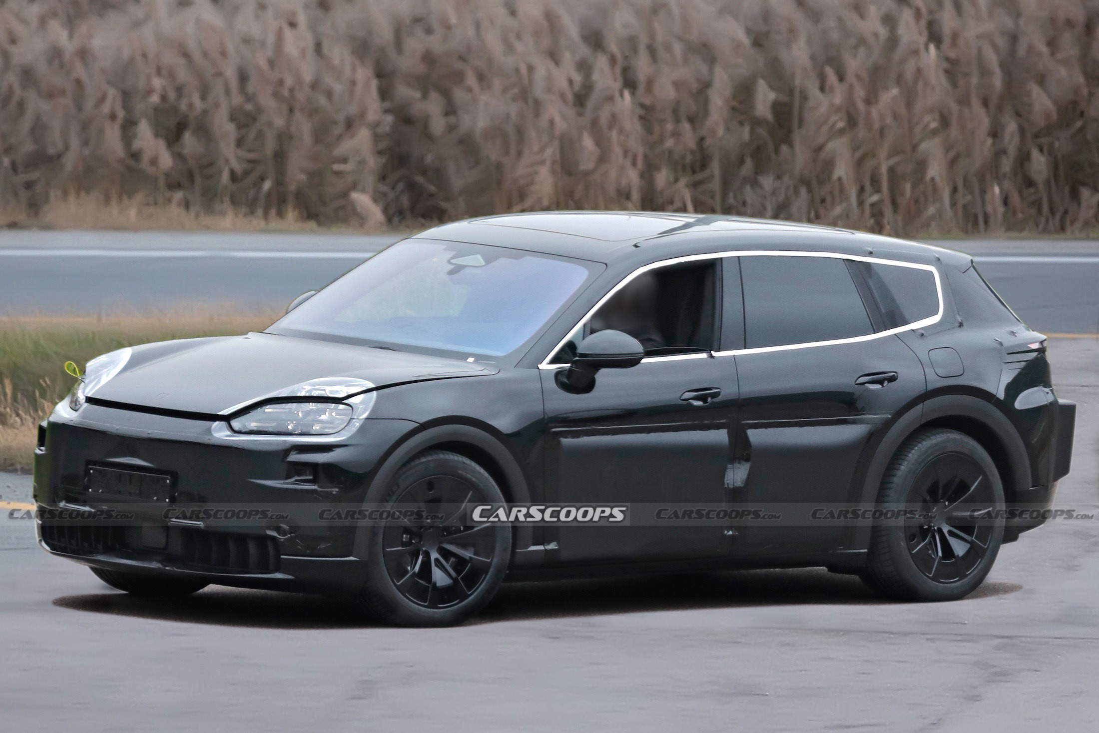 Porsche K1 SUV 00004_watermark
