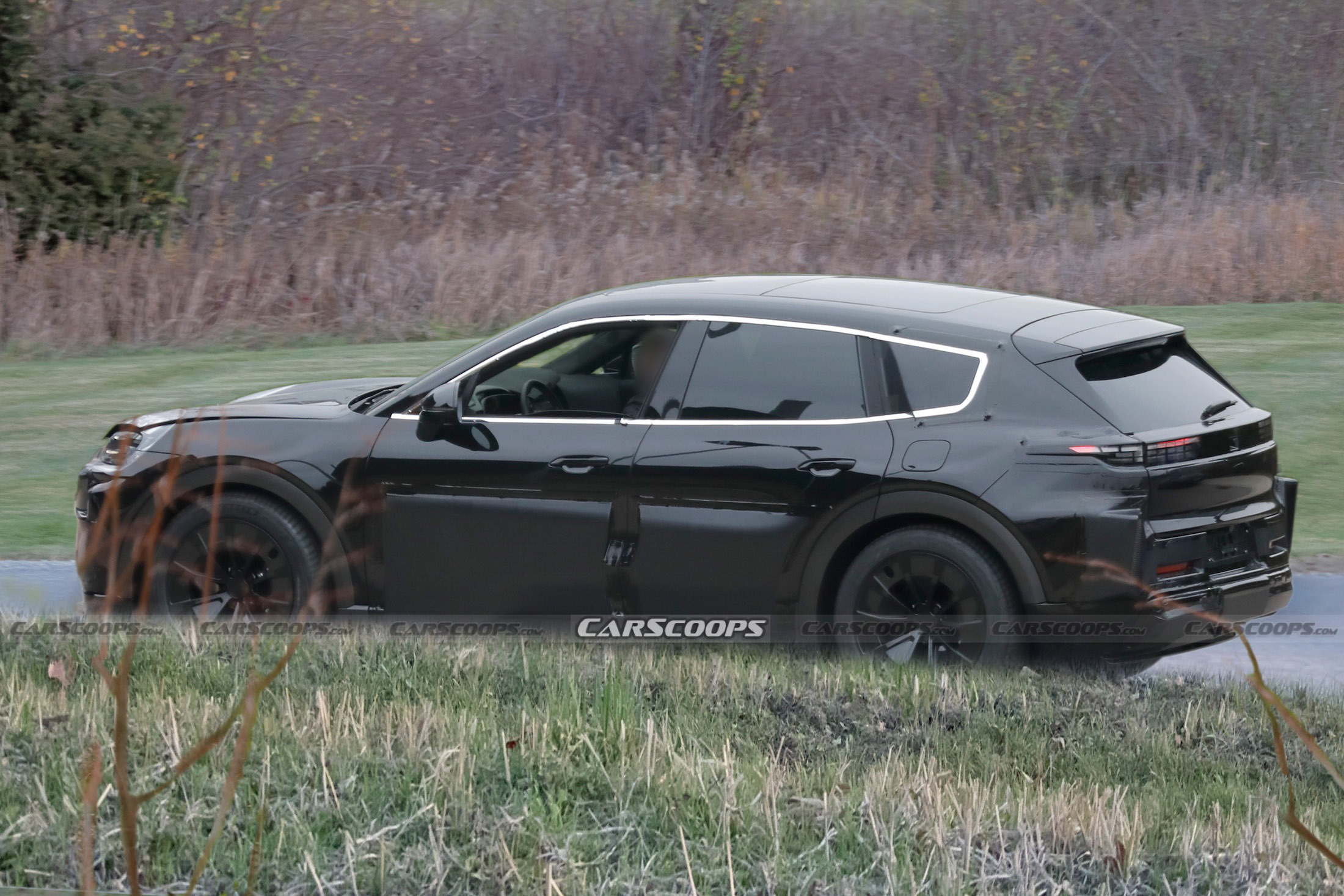 Porsche K1 SUV 00005_watermark
