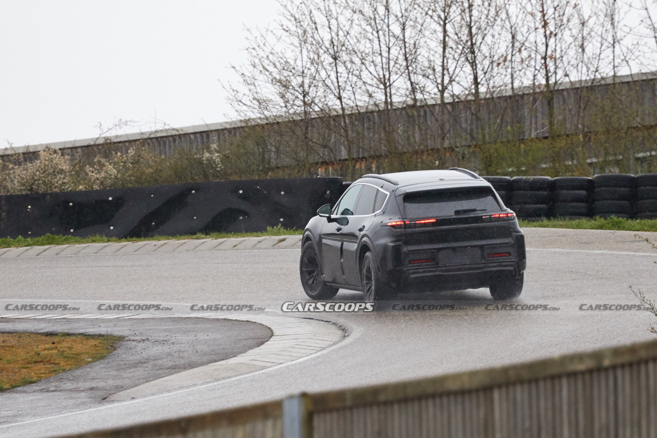 Porsche K1 SUV 00014_watermark
