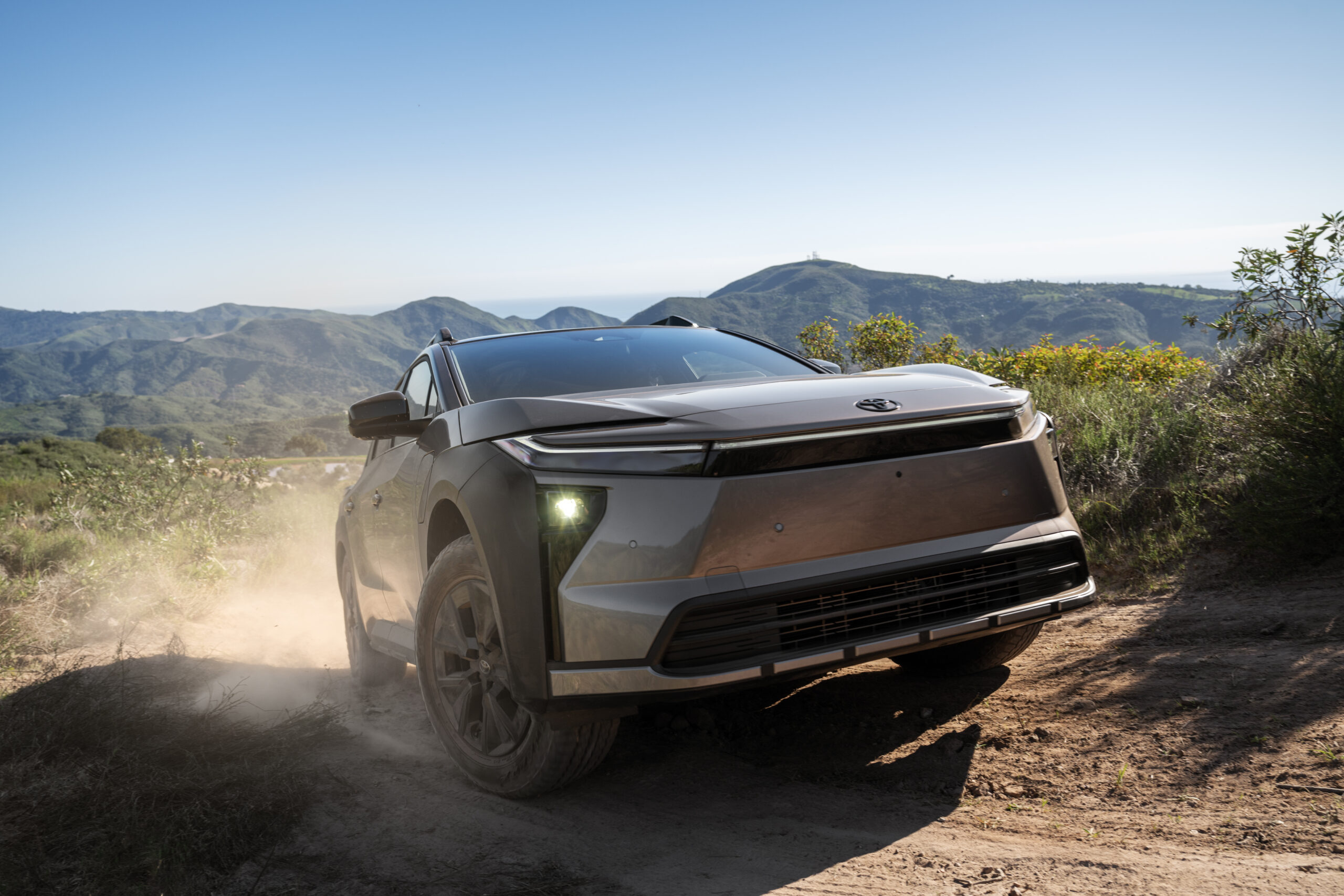 2026_Toyota_bZ_Woodland_Premium_Bronze_066