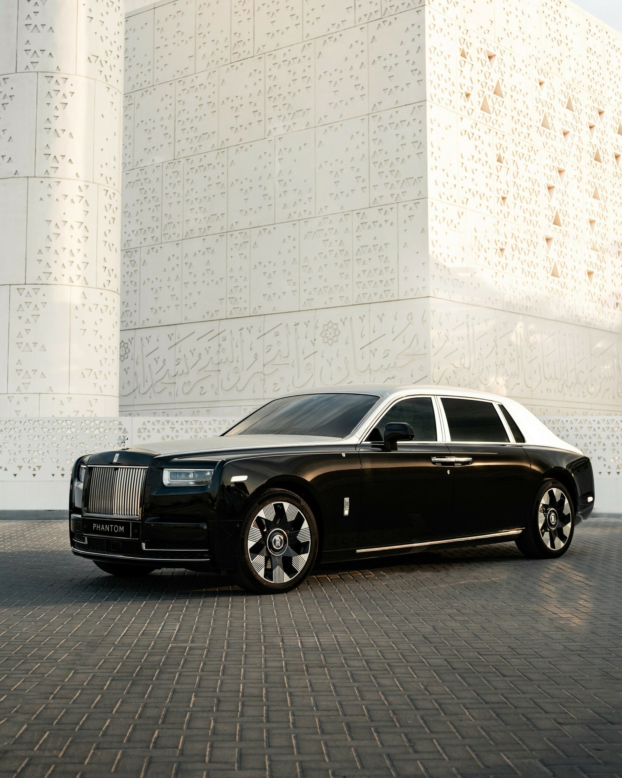 Rolls Royce Phantom Arabesque New - 2