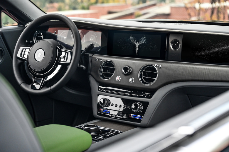 P90534973_highRes_rolls-royce-spectre-