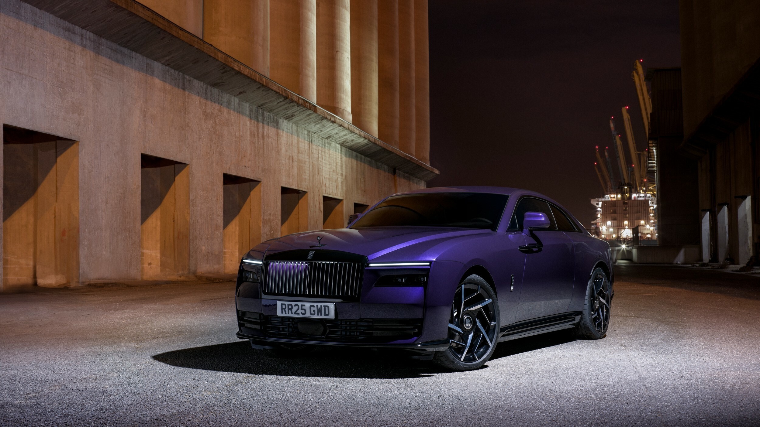 2025 Rolls-Royce Spectre Black Badge 0218 16