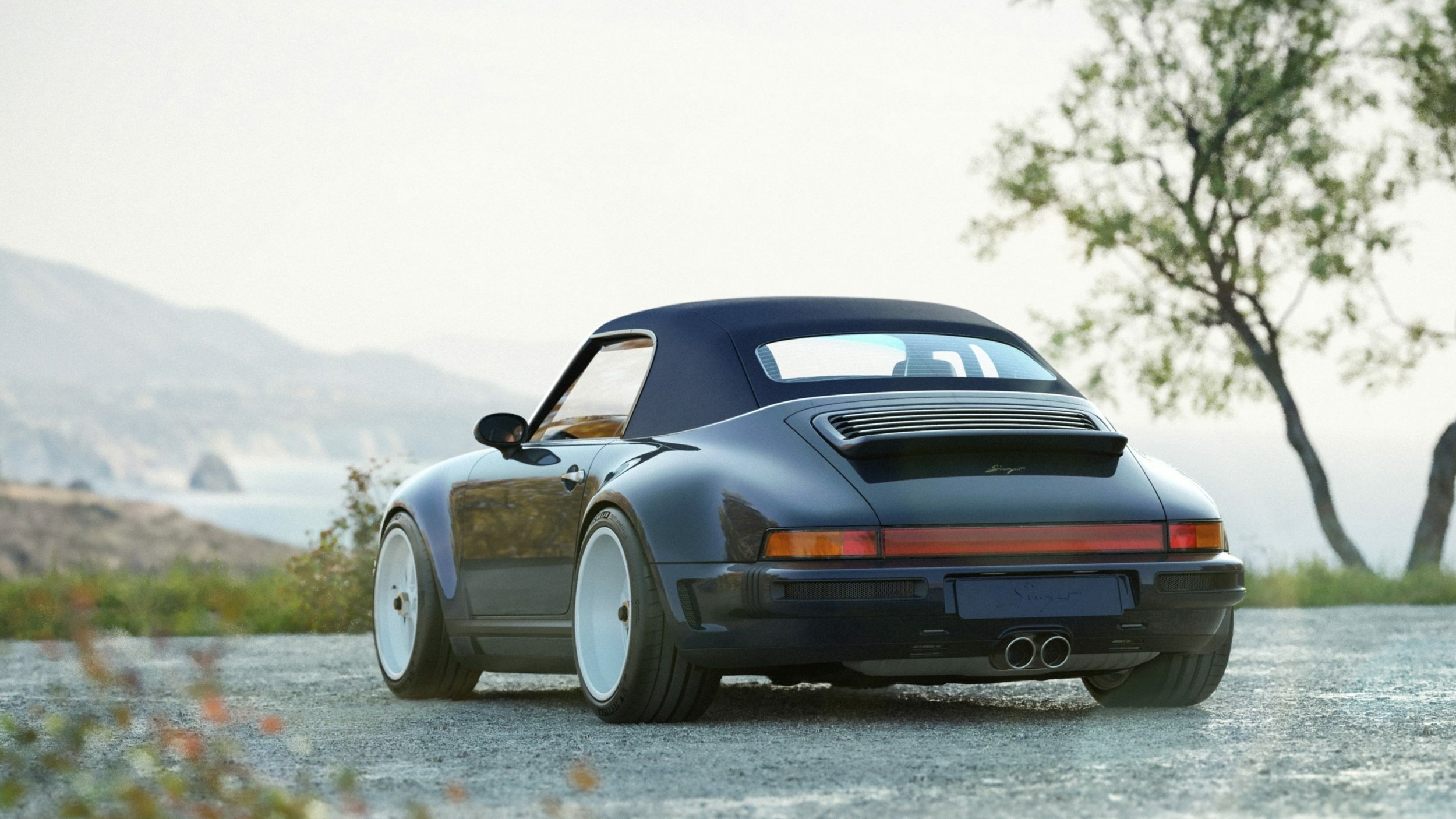 Porsche 911 Carrera Cabriolet Reimagined by Singer - Blue (19)