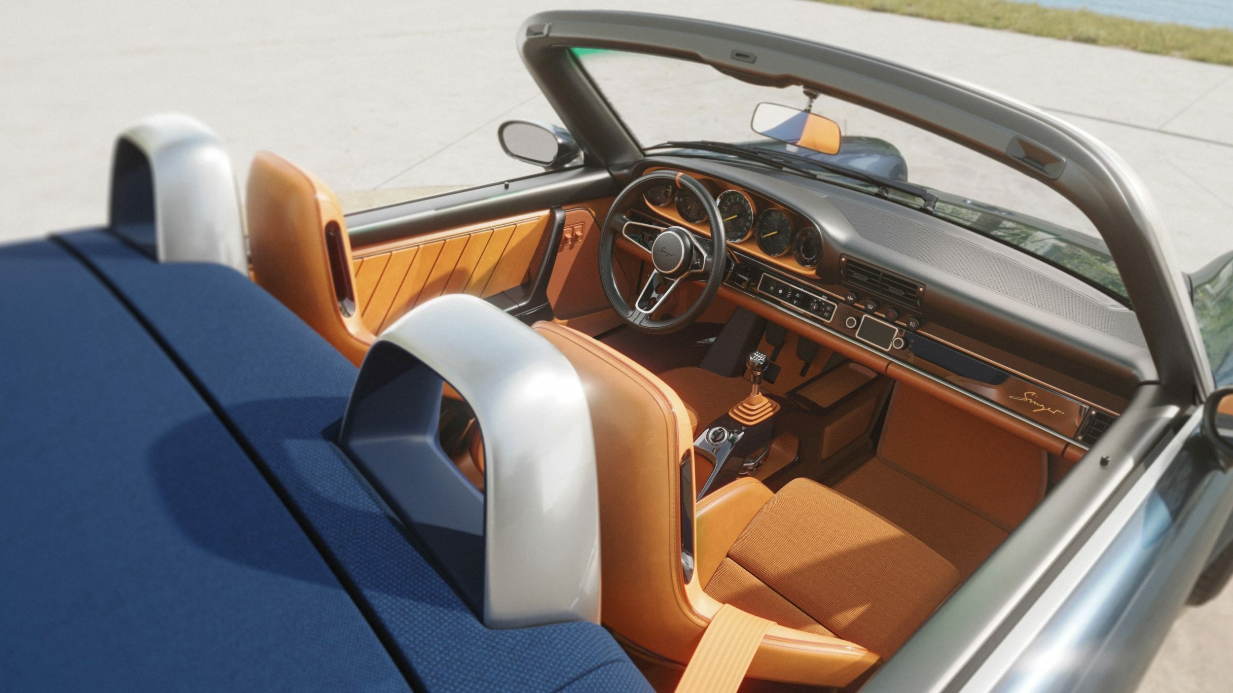 Porsche 911 Carrera Cabriolet Reimagined by Singer - Interior (5)