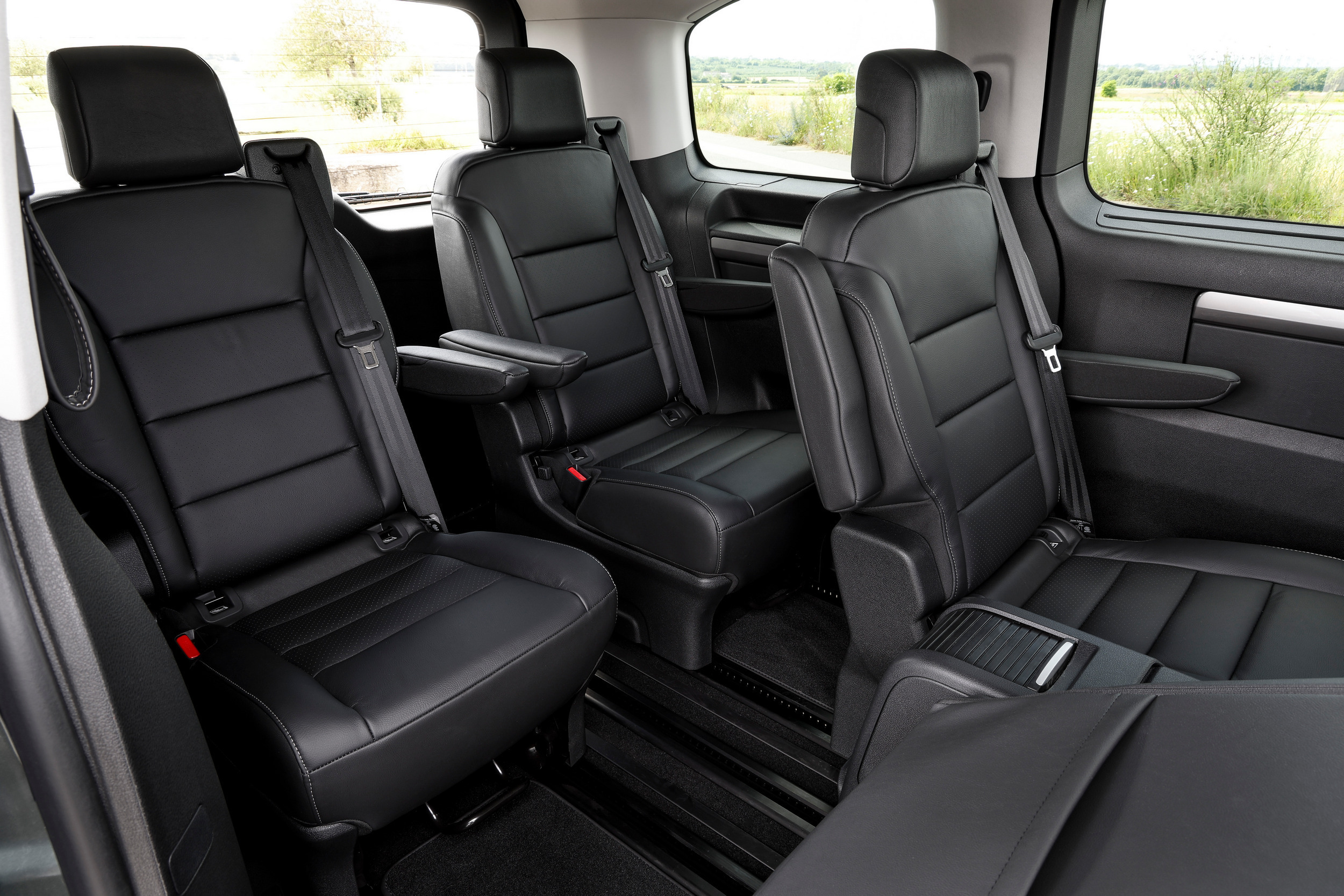 2026 Opel Zafira Diesel 213 5