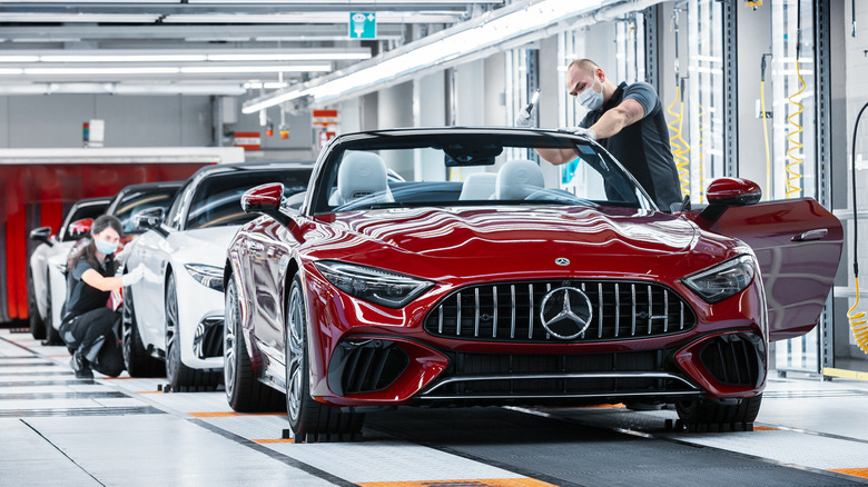 Mercedes-AMG-SL-Production