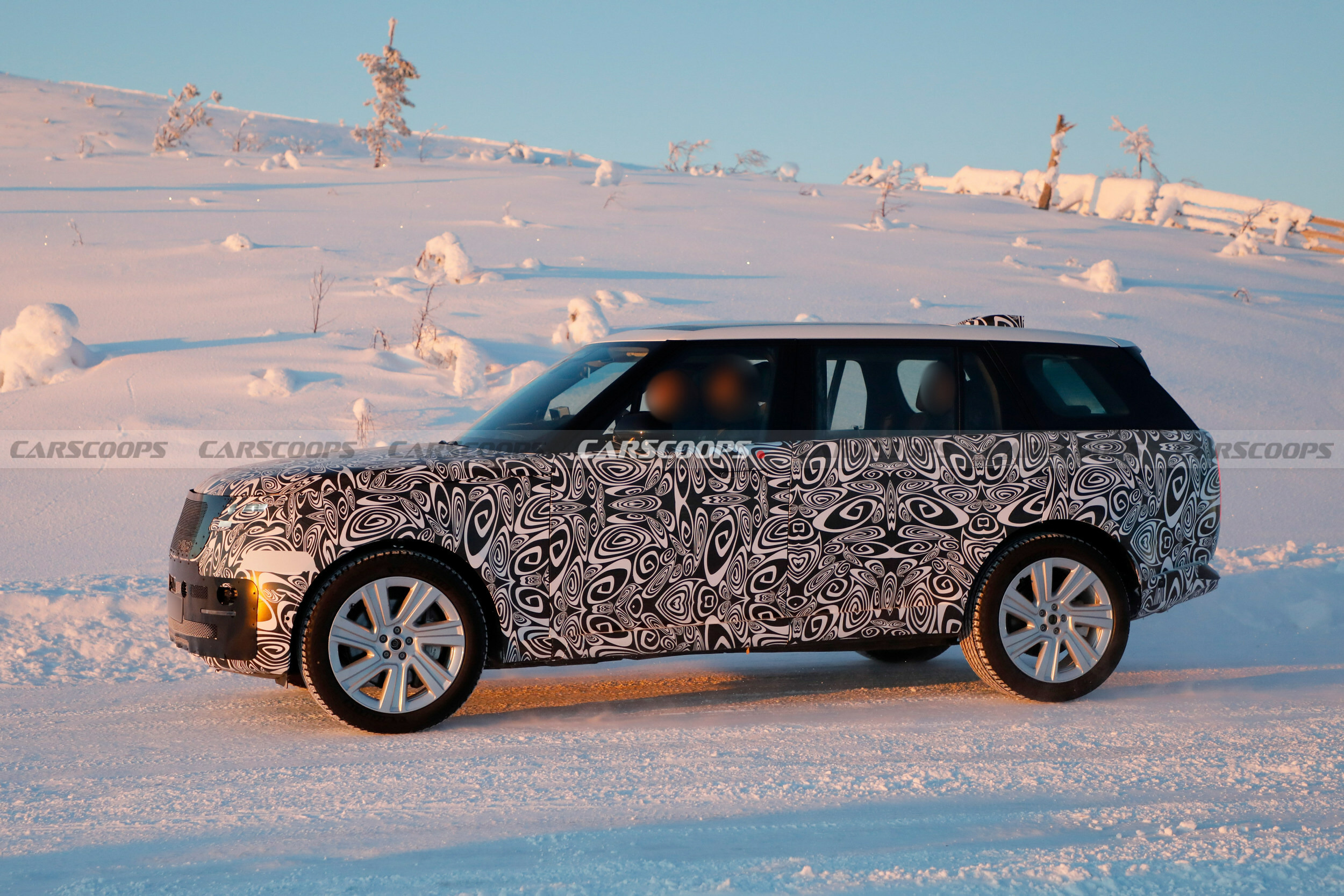 2027 Range Rover 211 9