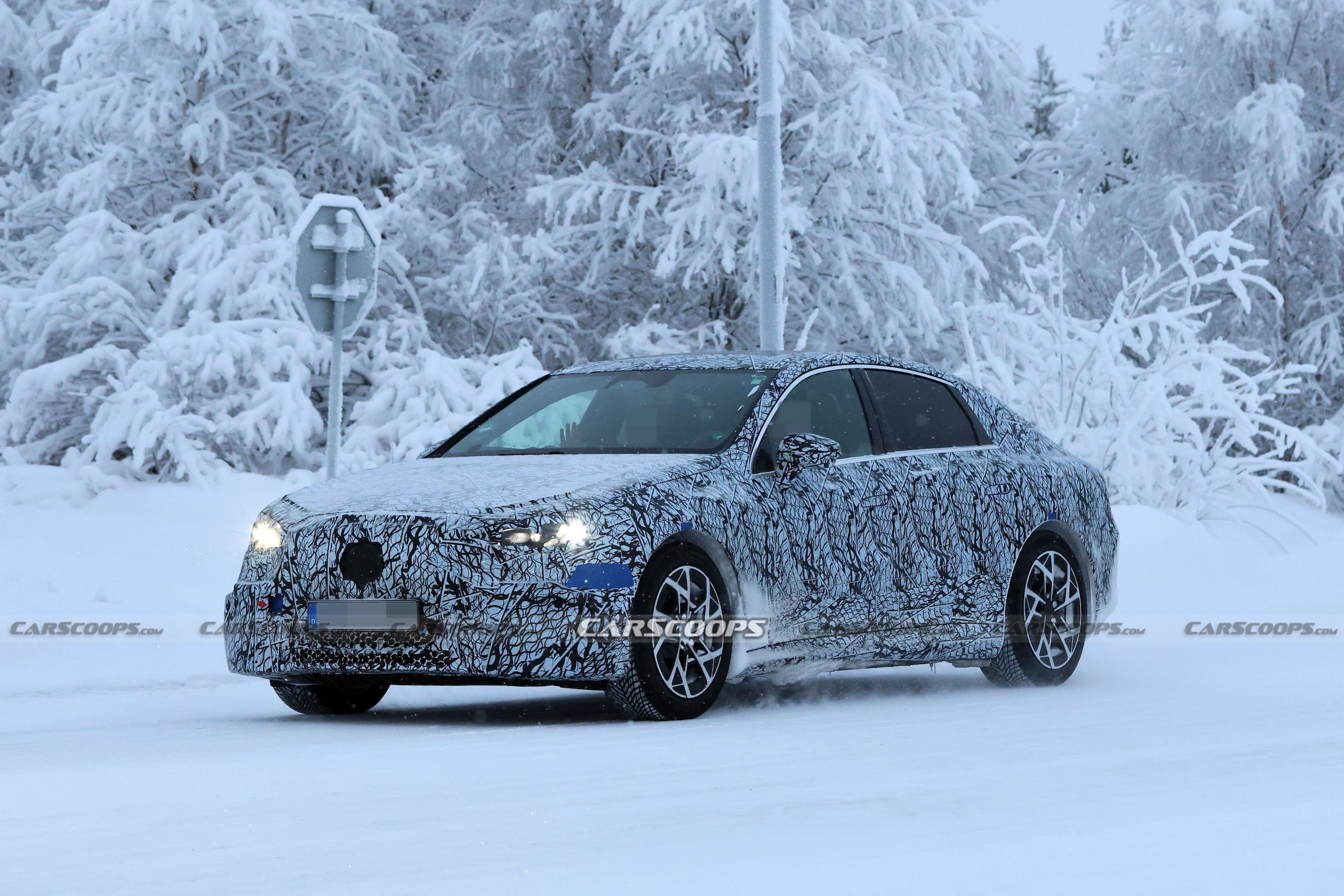 Mercedes C-class EQ EV 00005