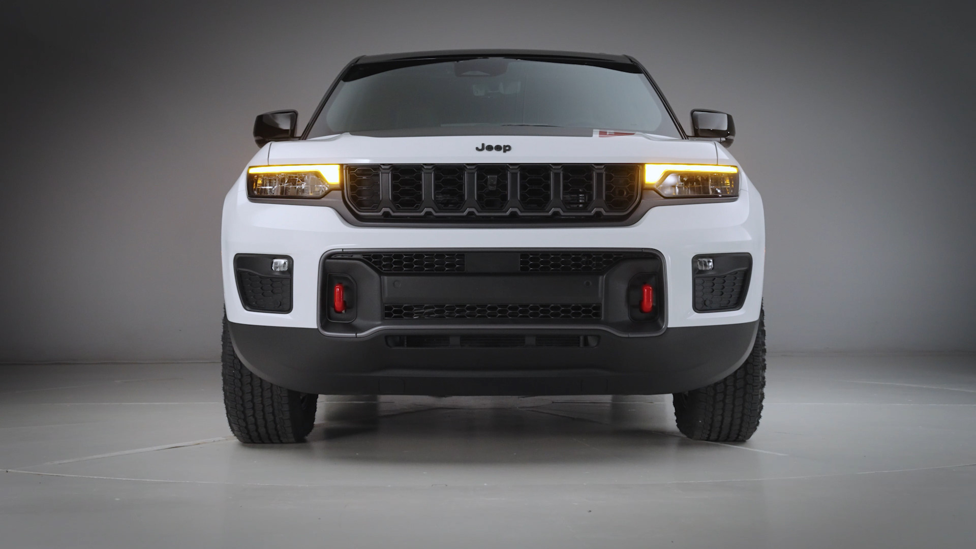 2026 Jeep Grand Cherokee 1027 11
