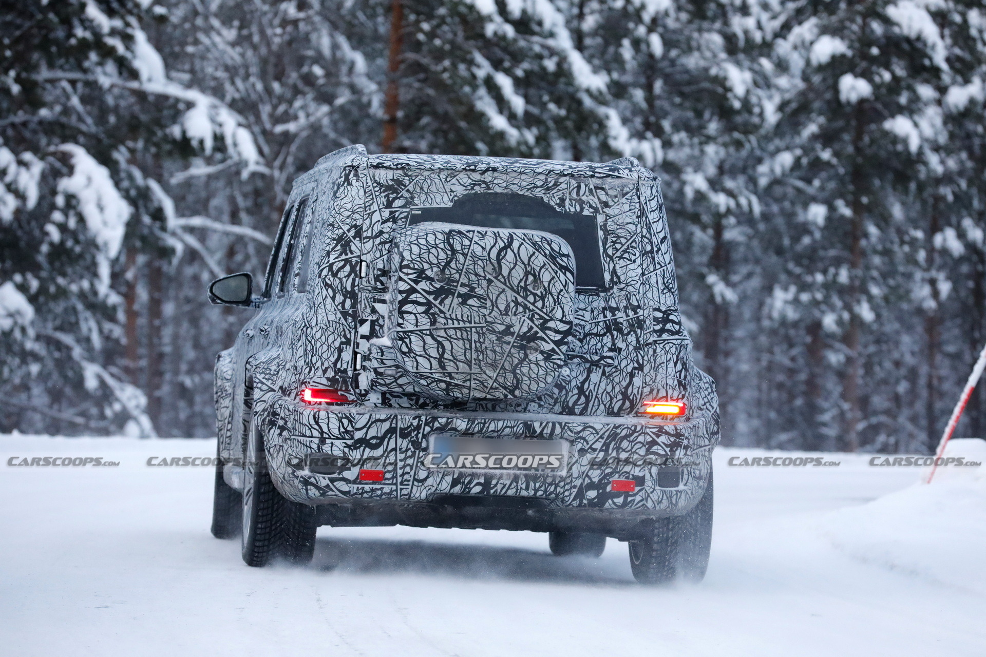 2027 Mercedes-Benz Little G Spy Shots - 27
