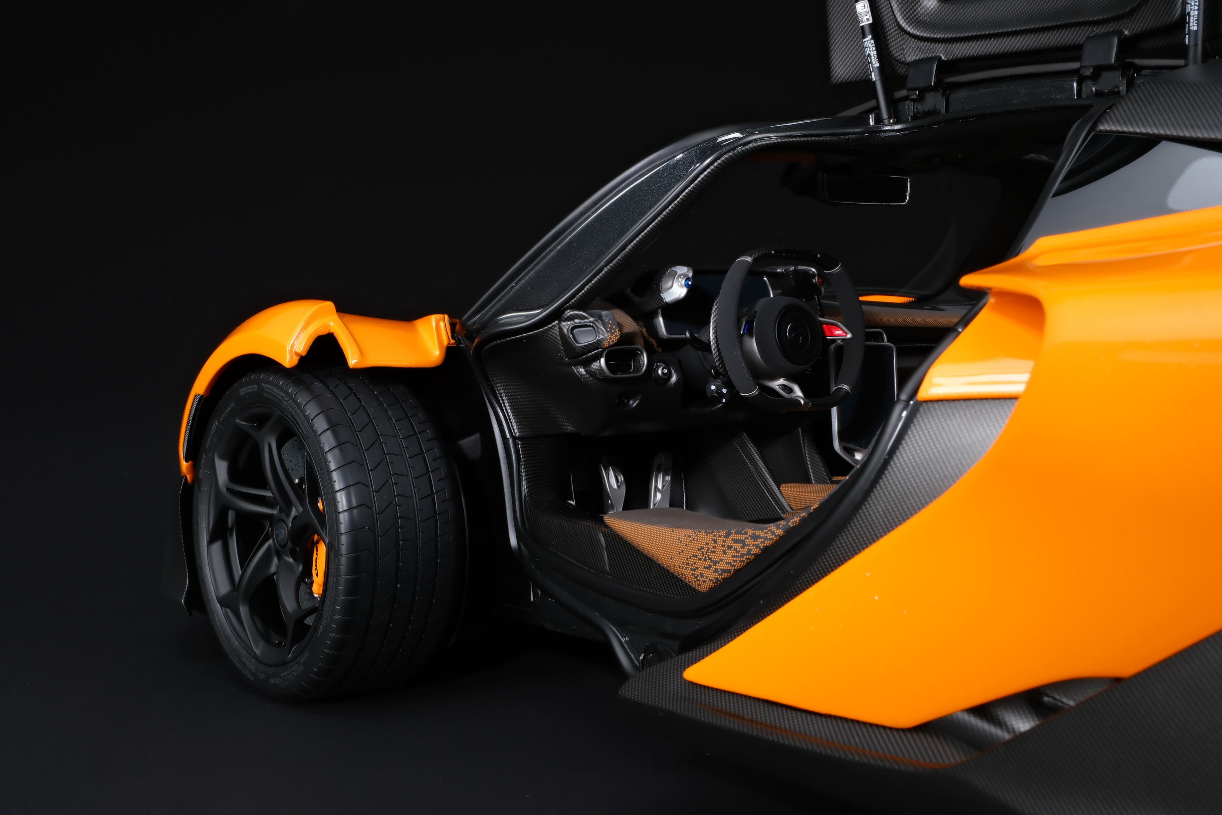 Amalgam McLaren W1 00002