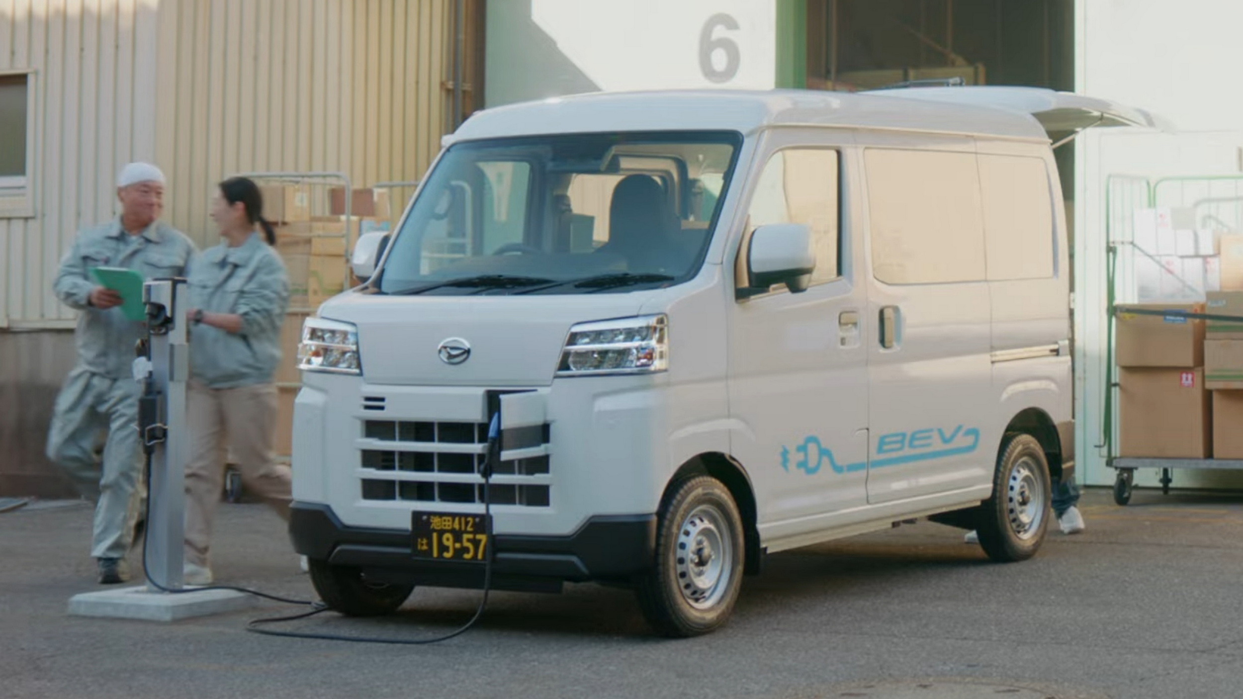 Daihatsu e-Hijet Cargo (3)
