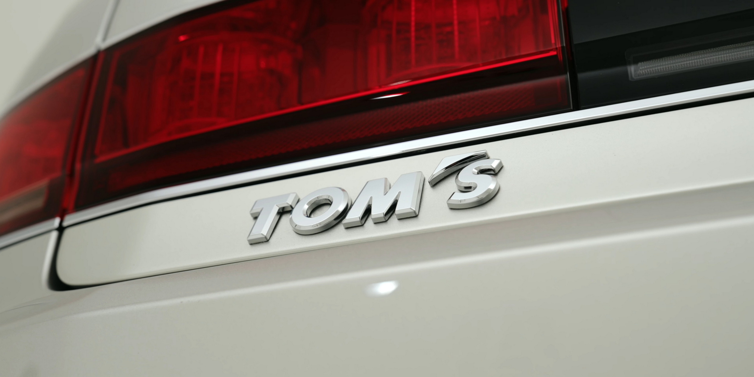 TOYOTA CENTURY TOM'S EDITION (18)
