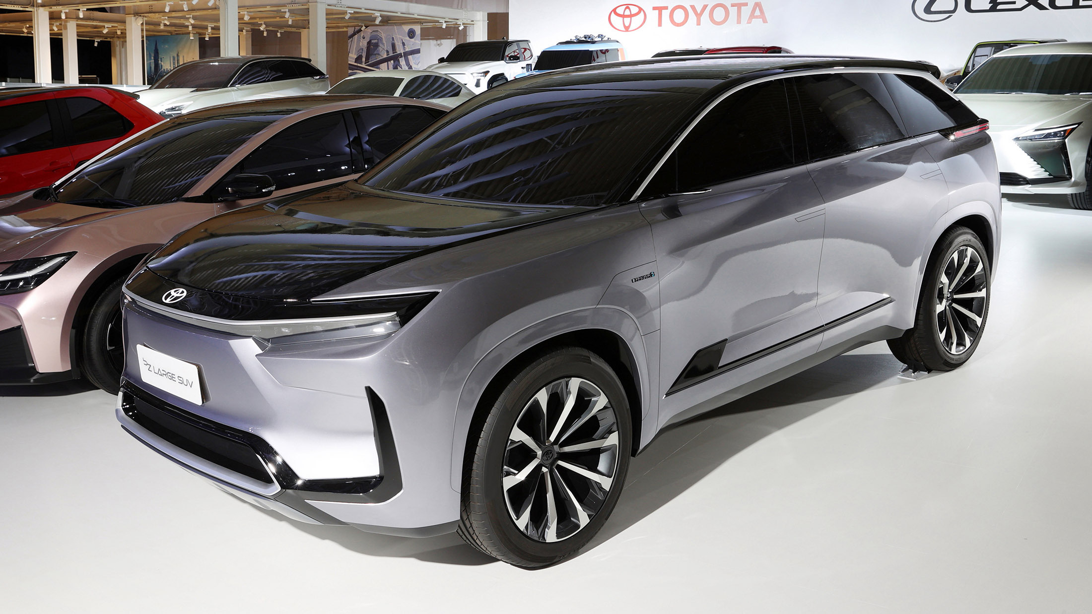 Toyota bZ Large Concept (7)