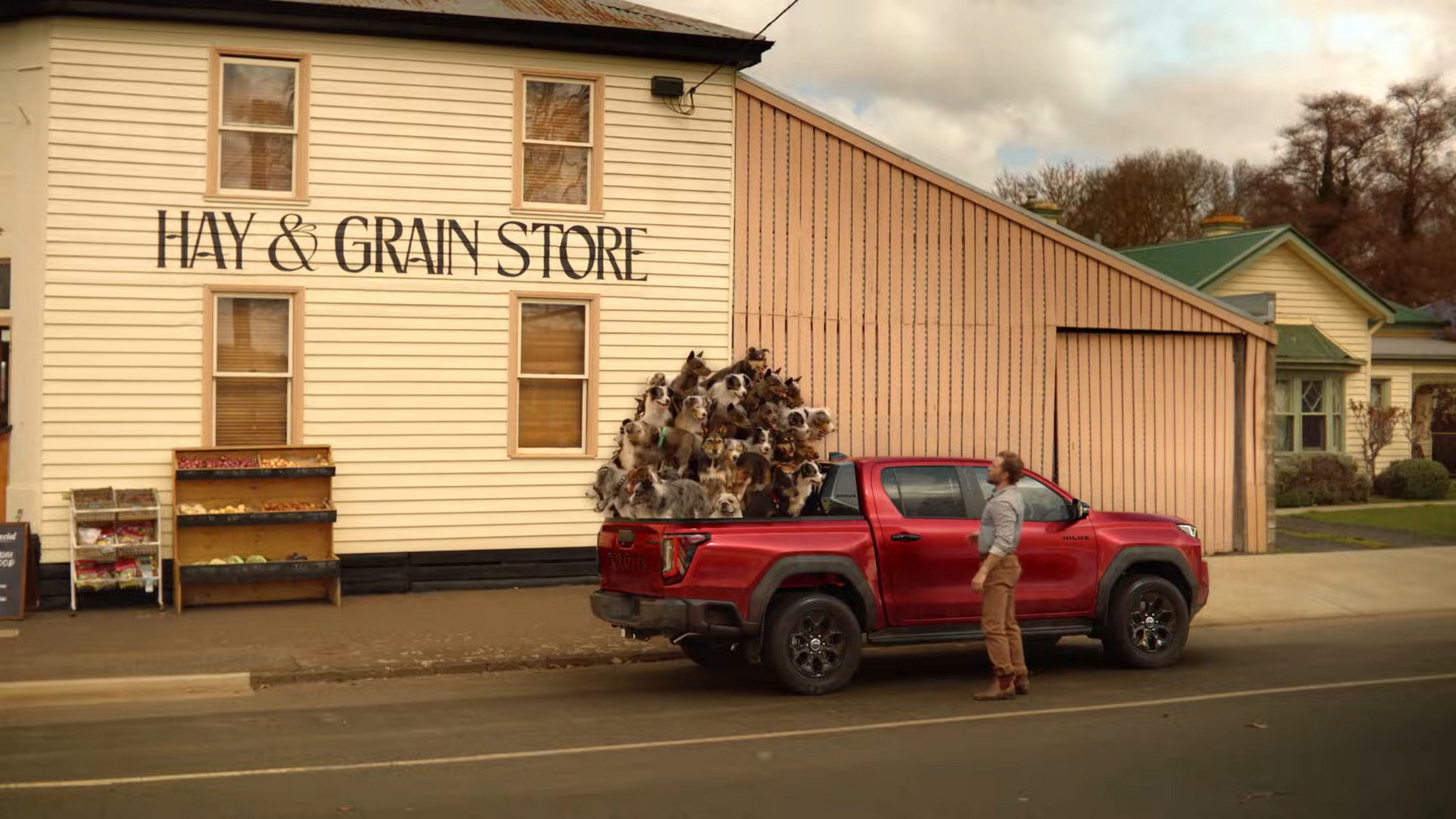 Toyota Hilux - The Pied Piper Ad - Australia (9)