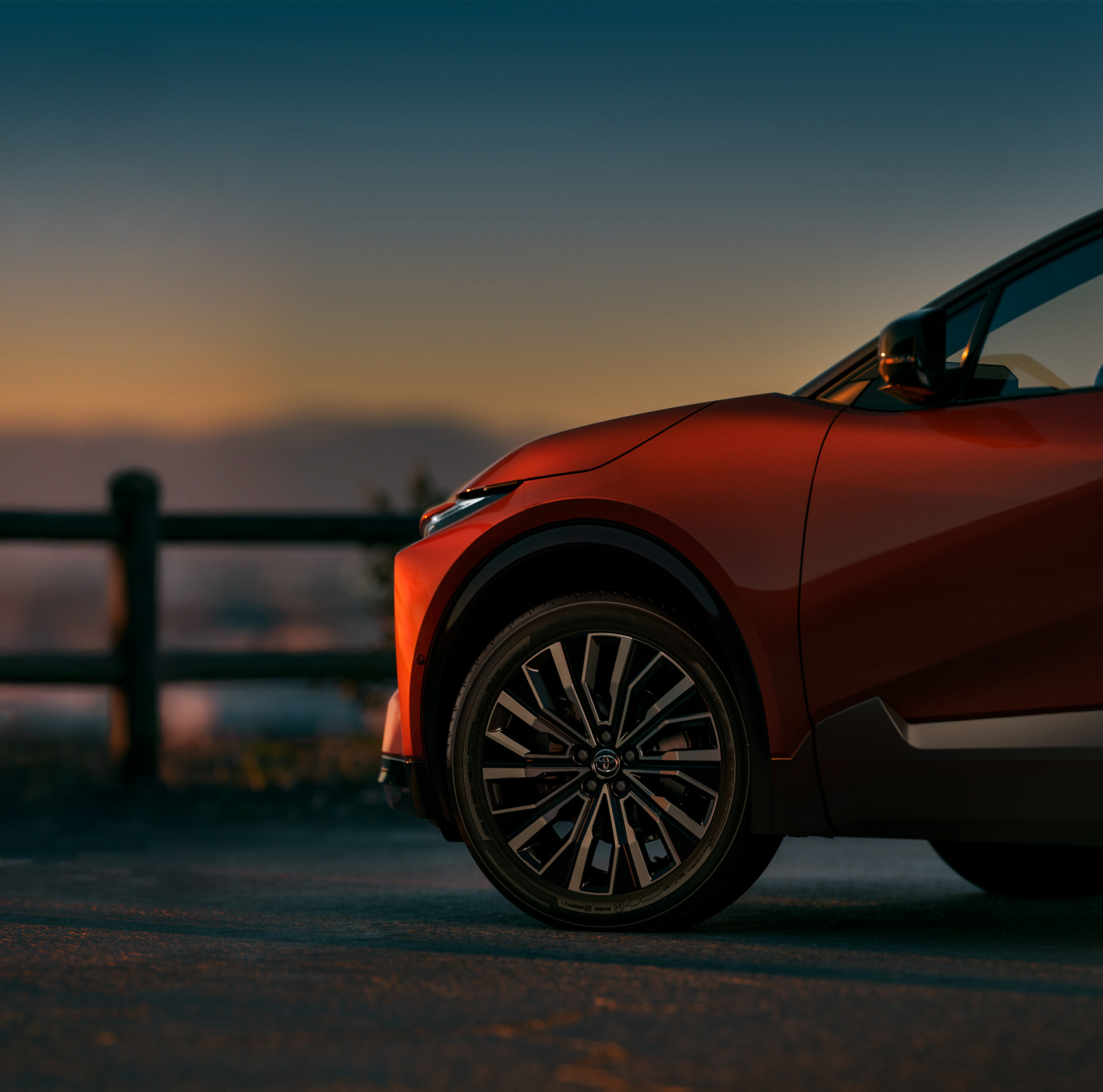 Toyota C-HR EV USA 00004