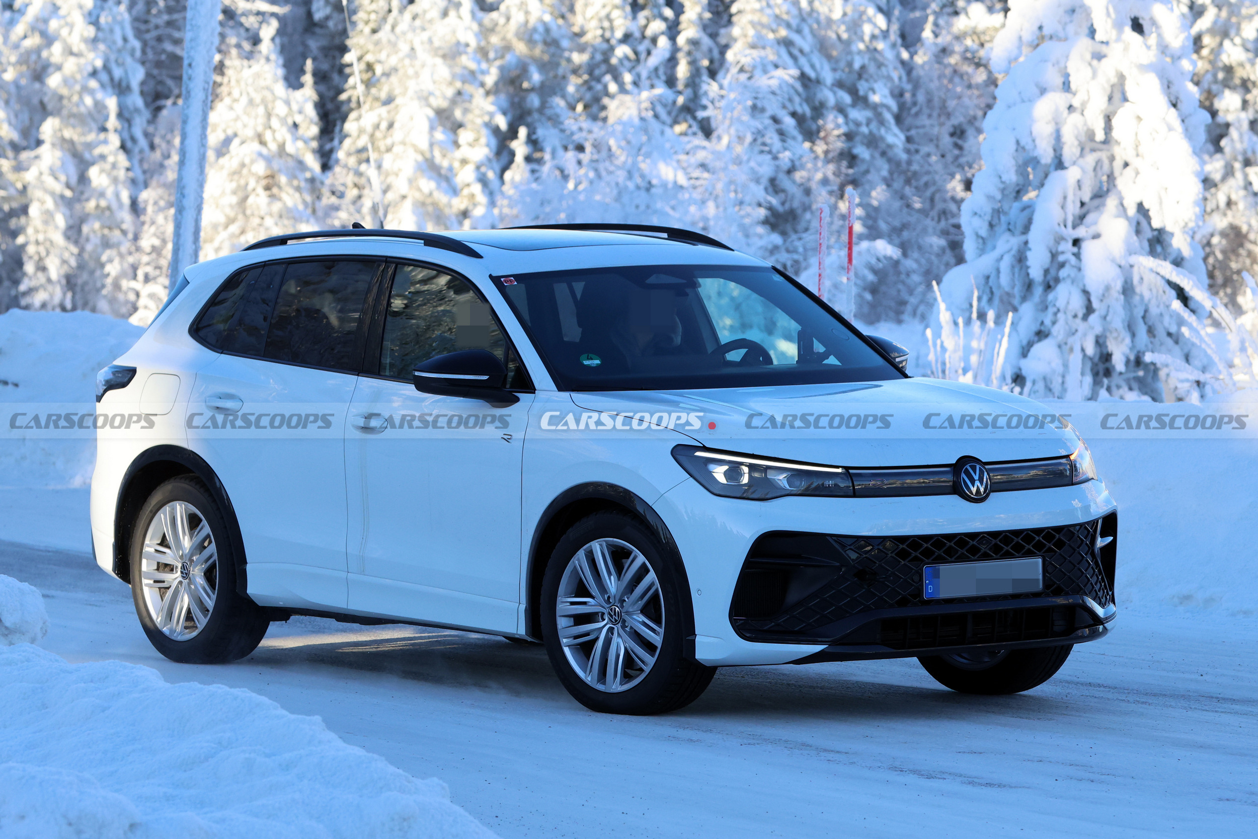 2028 VW Tiguan R Mule 220 4
