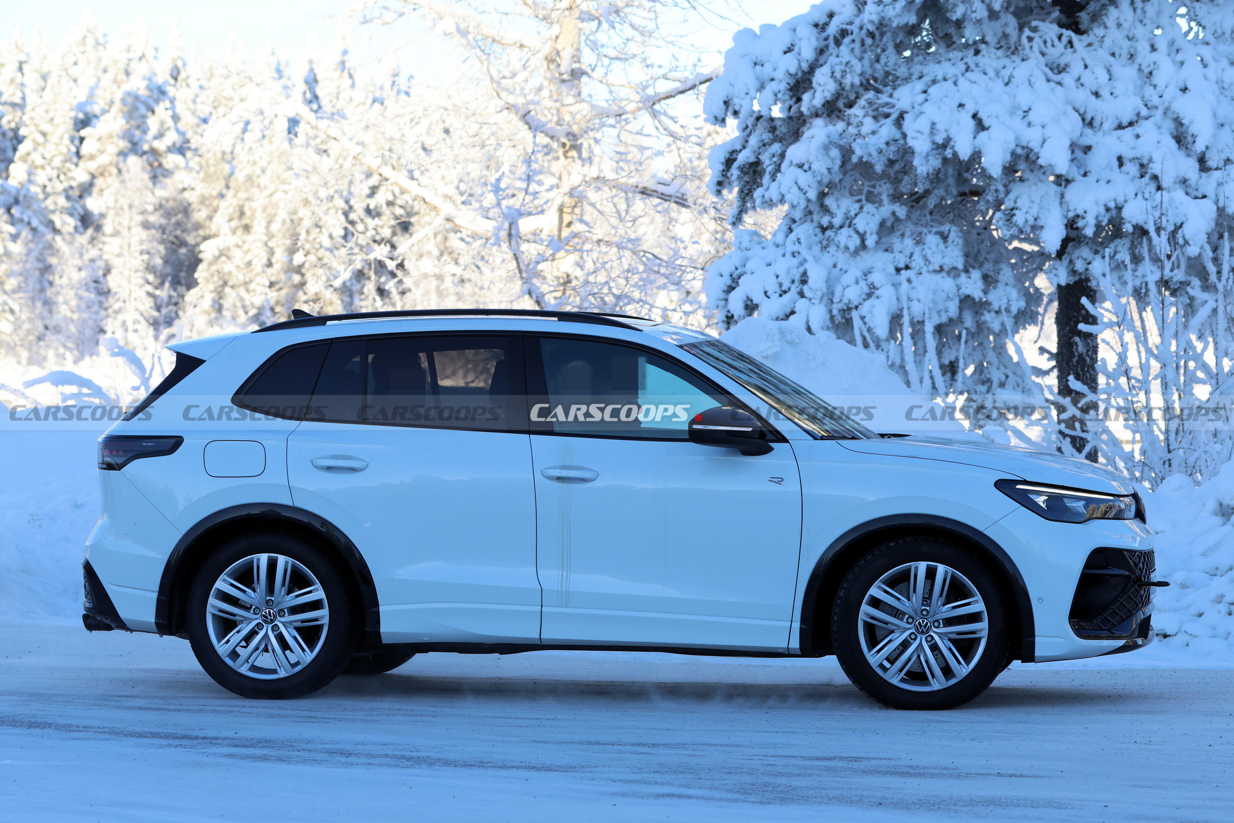2028 VW Tiguan R Mule 220 7