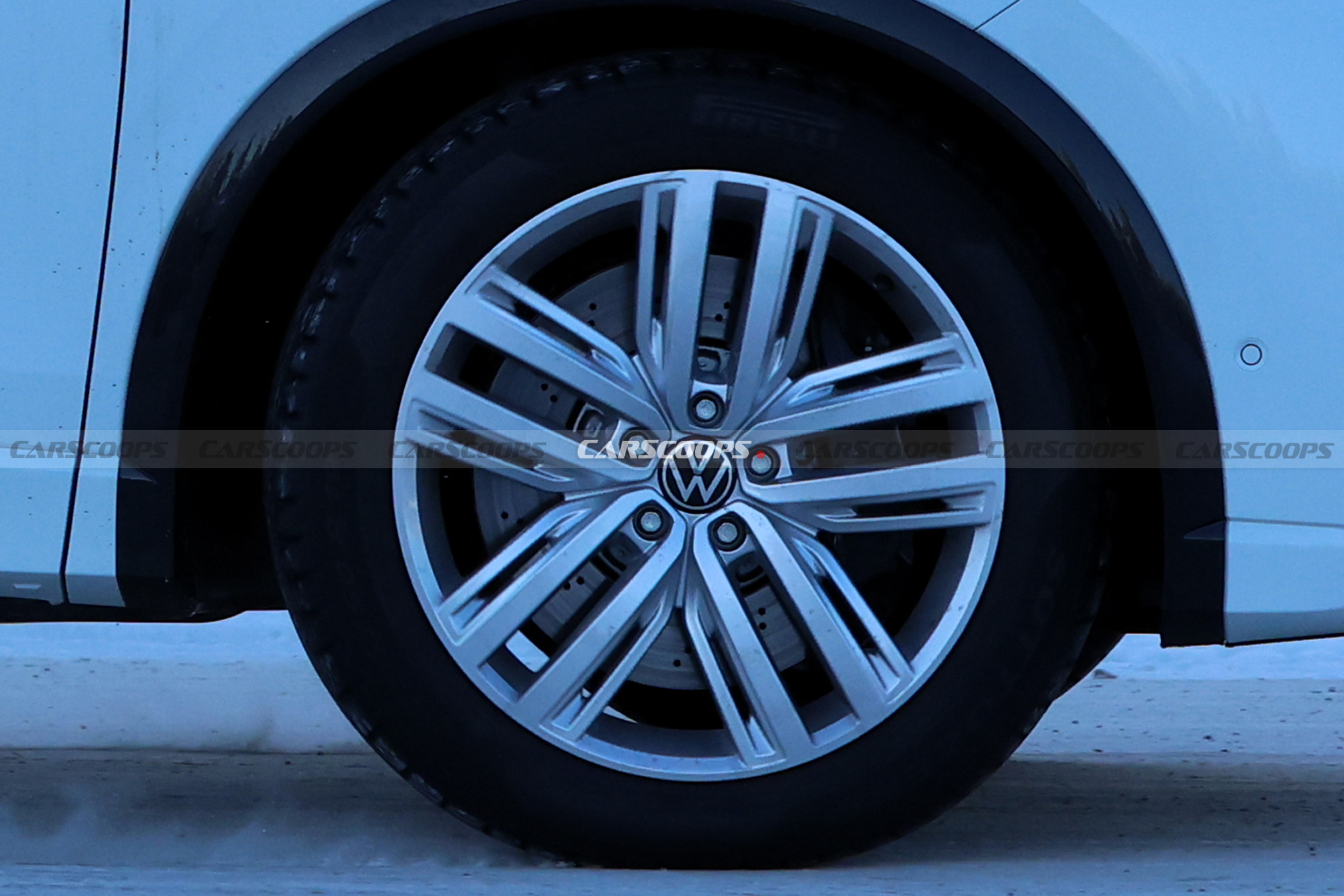 2028 VW Tiguan R Mule 220 8