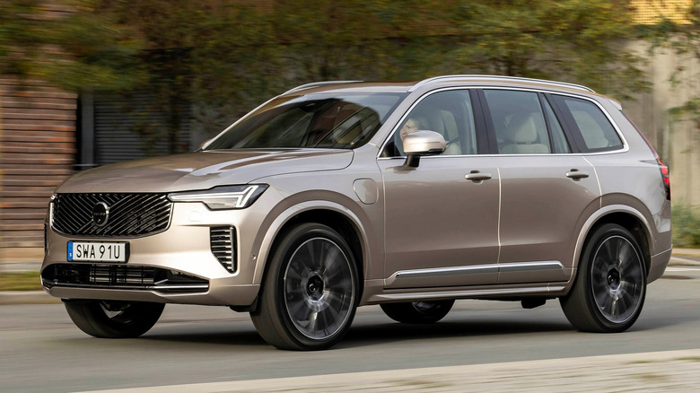 Volvo-XC90-2025-HD-70c276321c2042eca6efa2bc546af1887a92c33ac