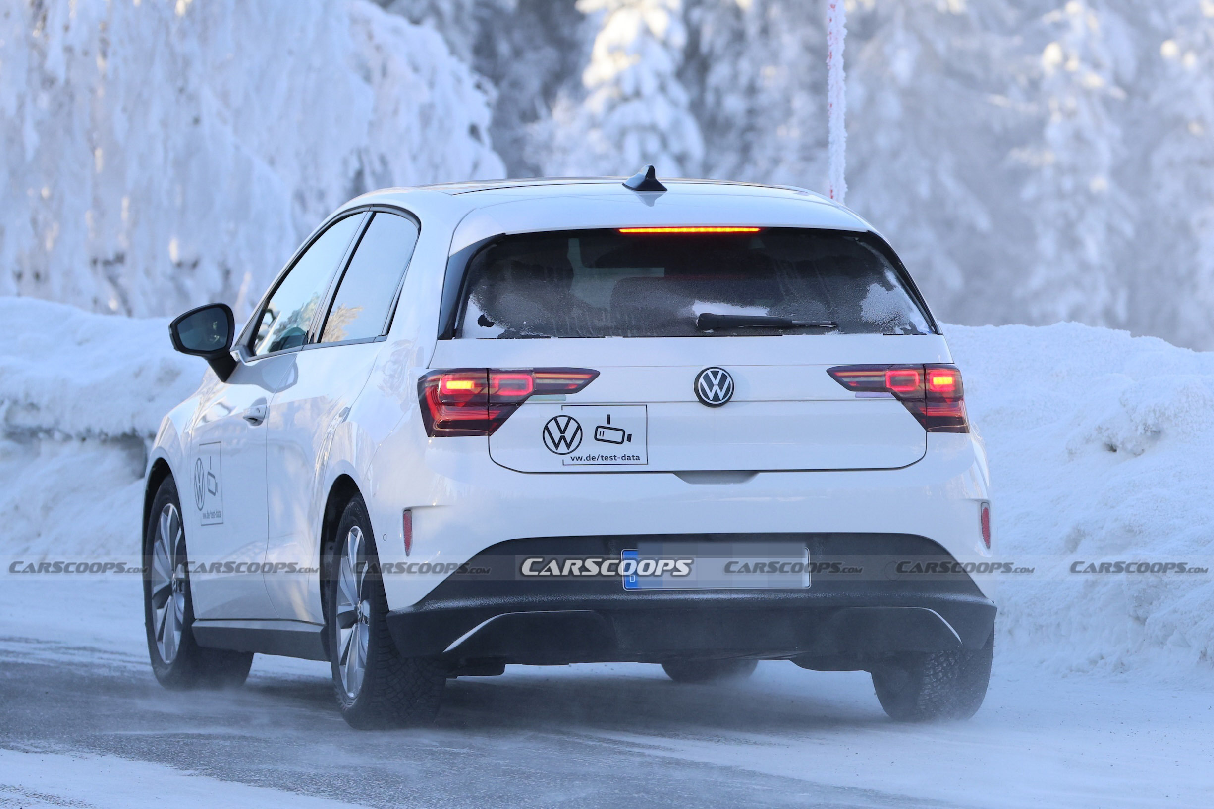VW ID Polo 10_watermark