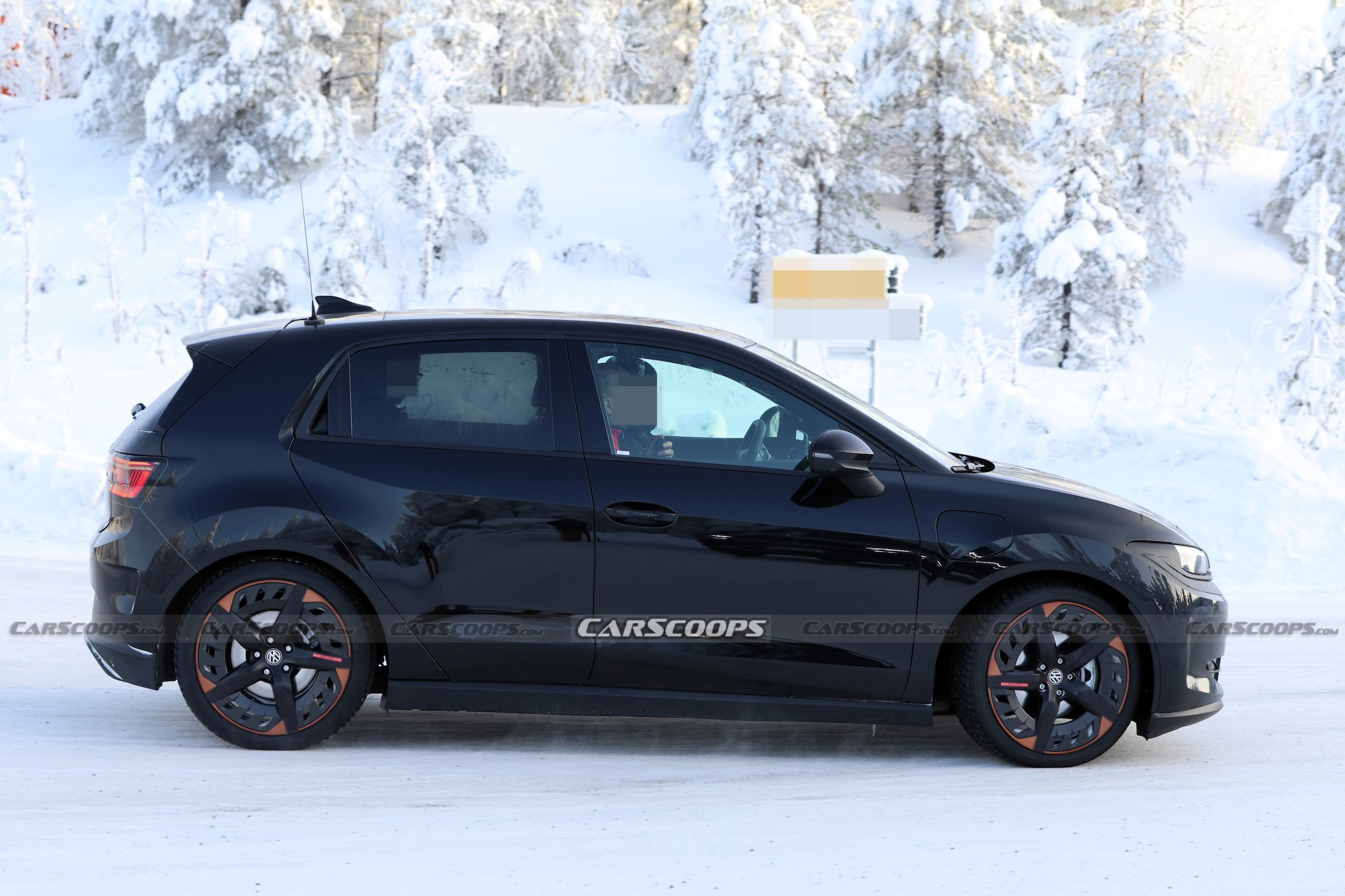 VW ID Polo Sportline 8_watermark