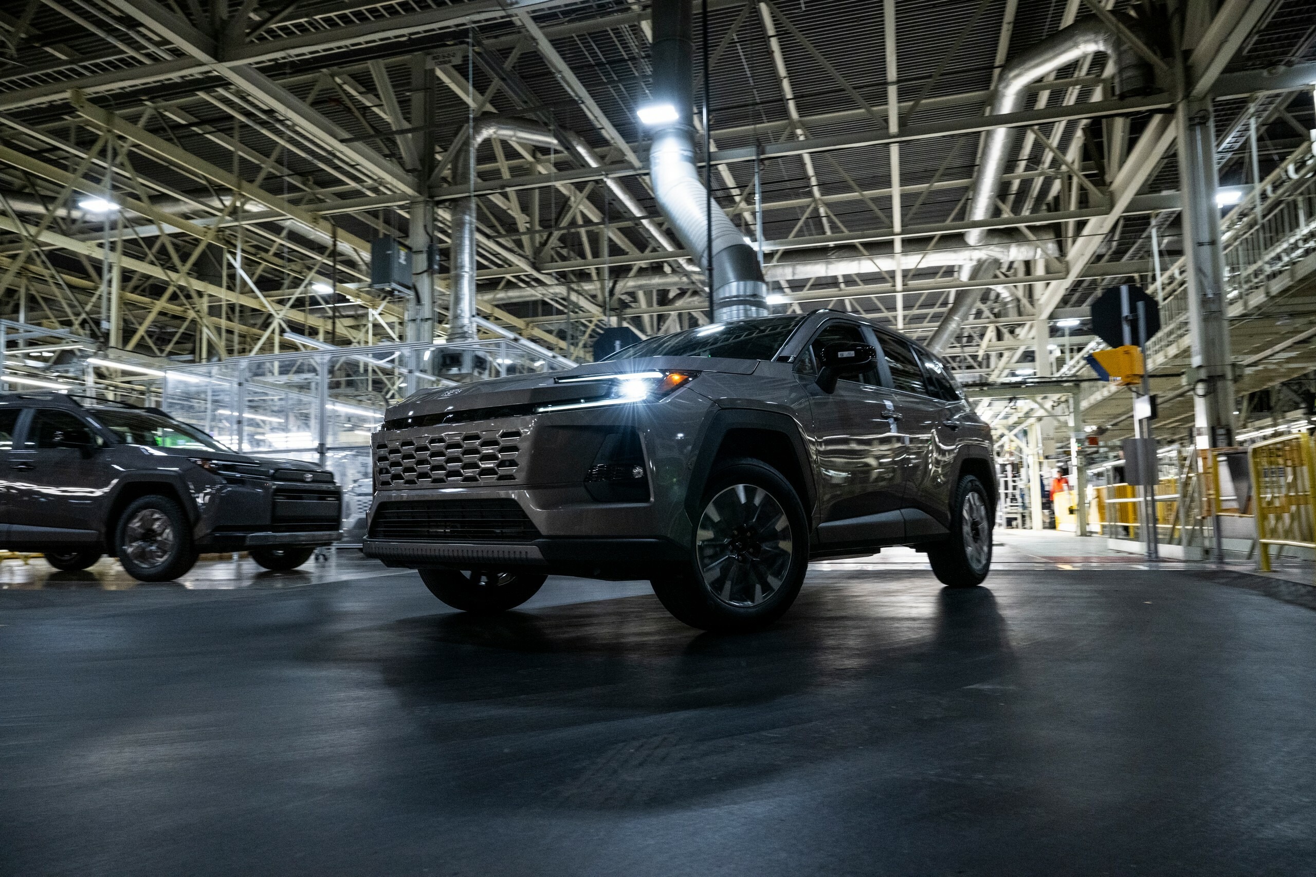 Toyota RAV4 Factory Canada - 19