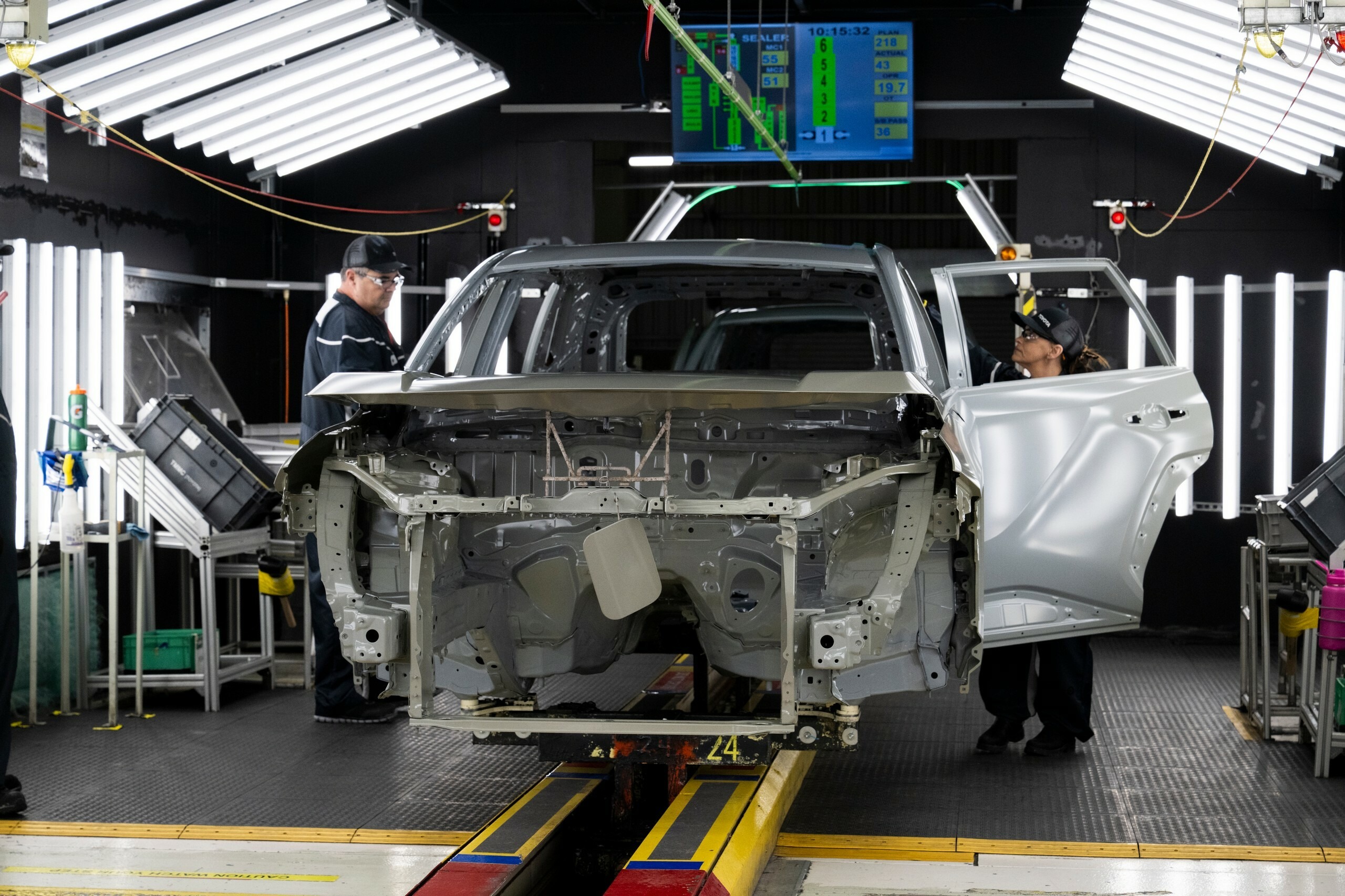 Toyota RAV4 Factory Canada - 20