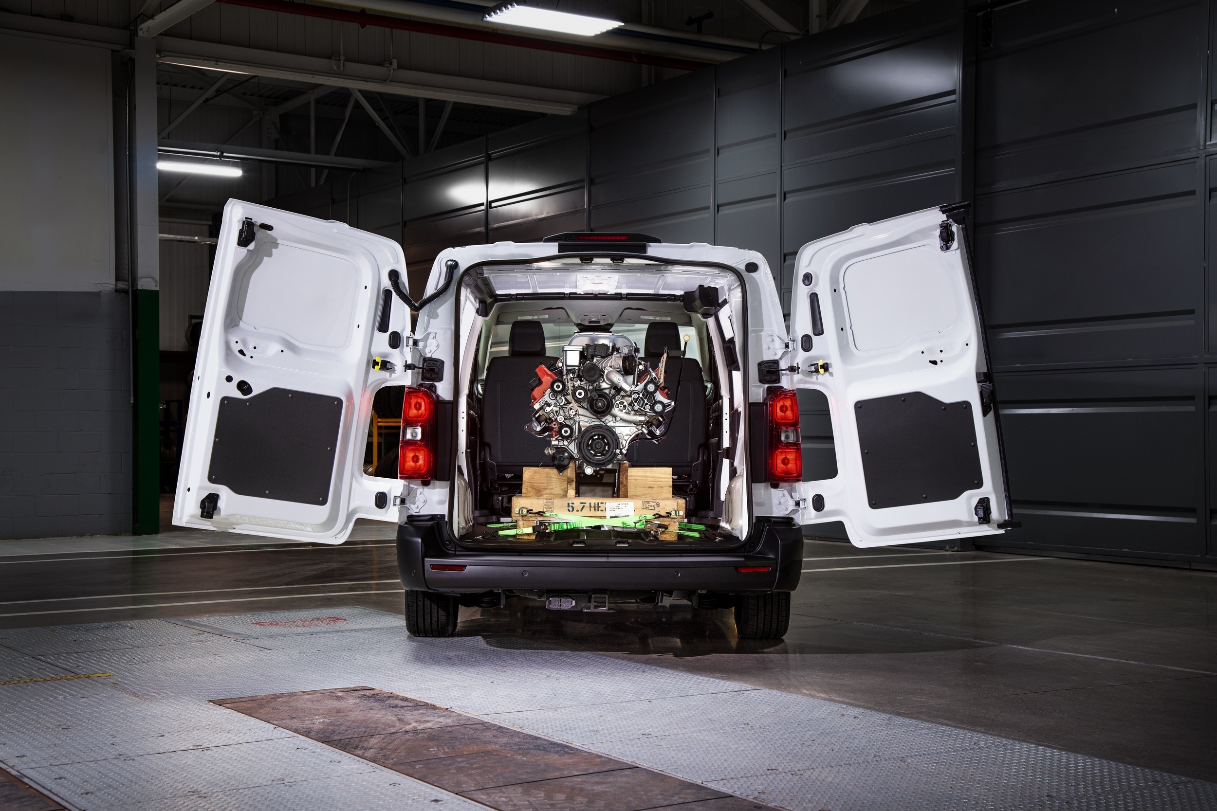 2027 Ram ProMaster City 310 519