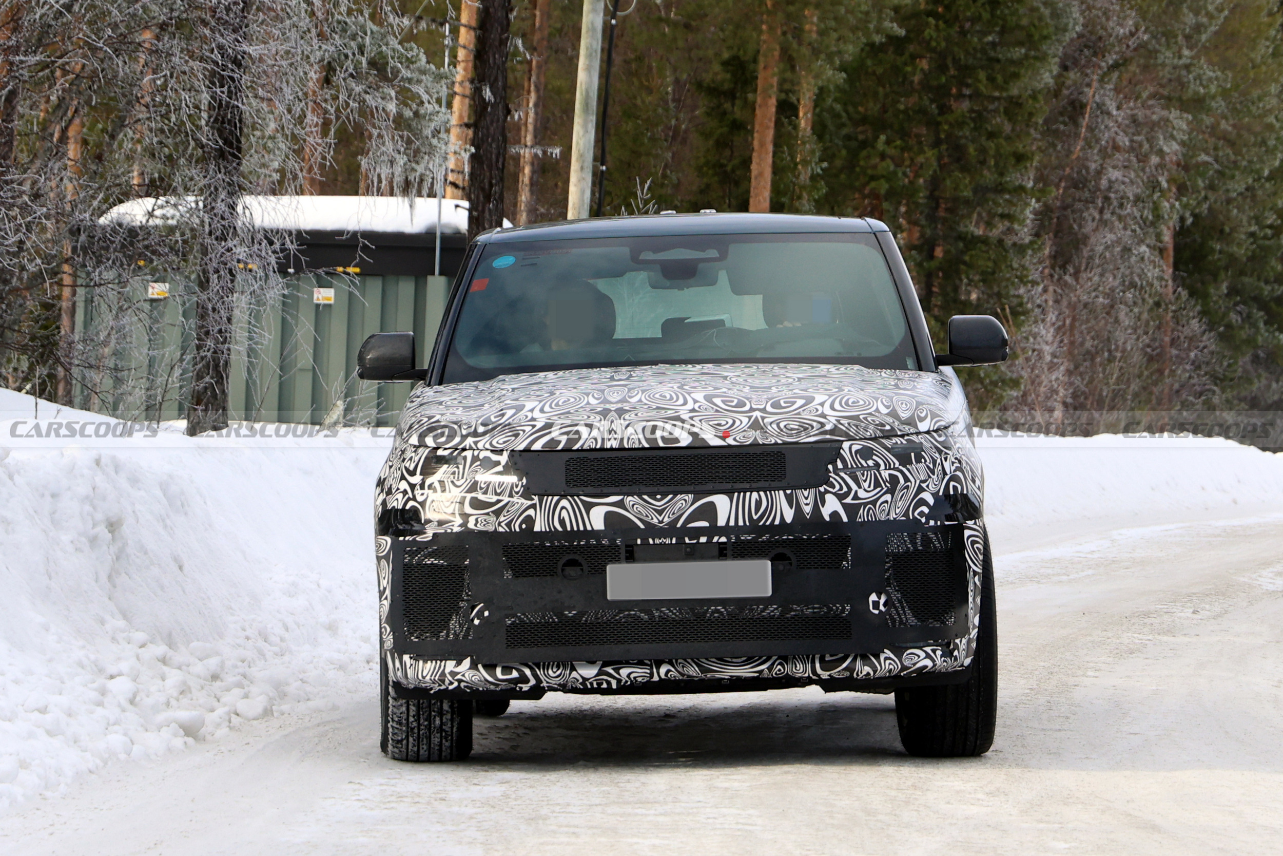 2027 Range Rover Sport 310 10
