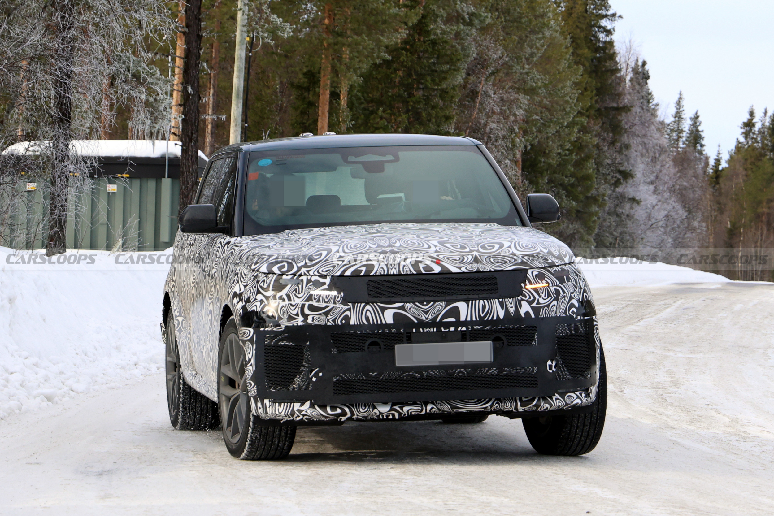 2027 Range Rover Sport 310 12