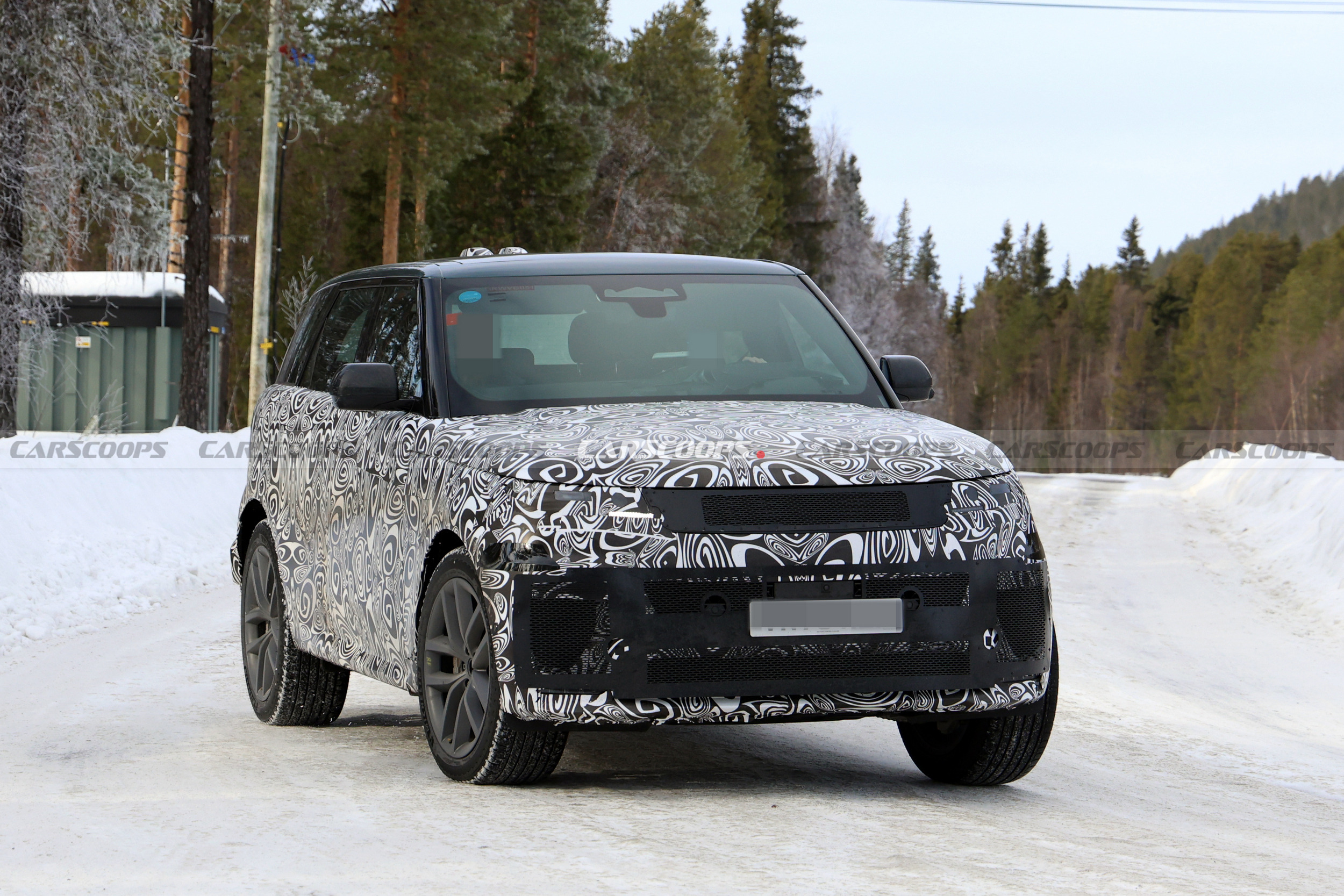 2027 Range Rover Sport 310 13