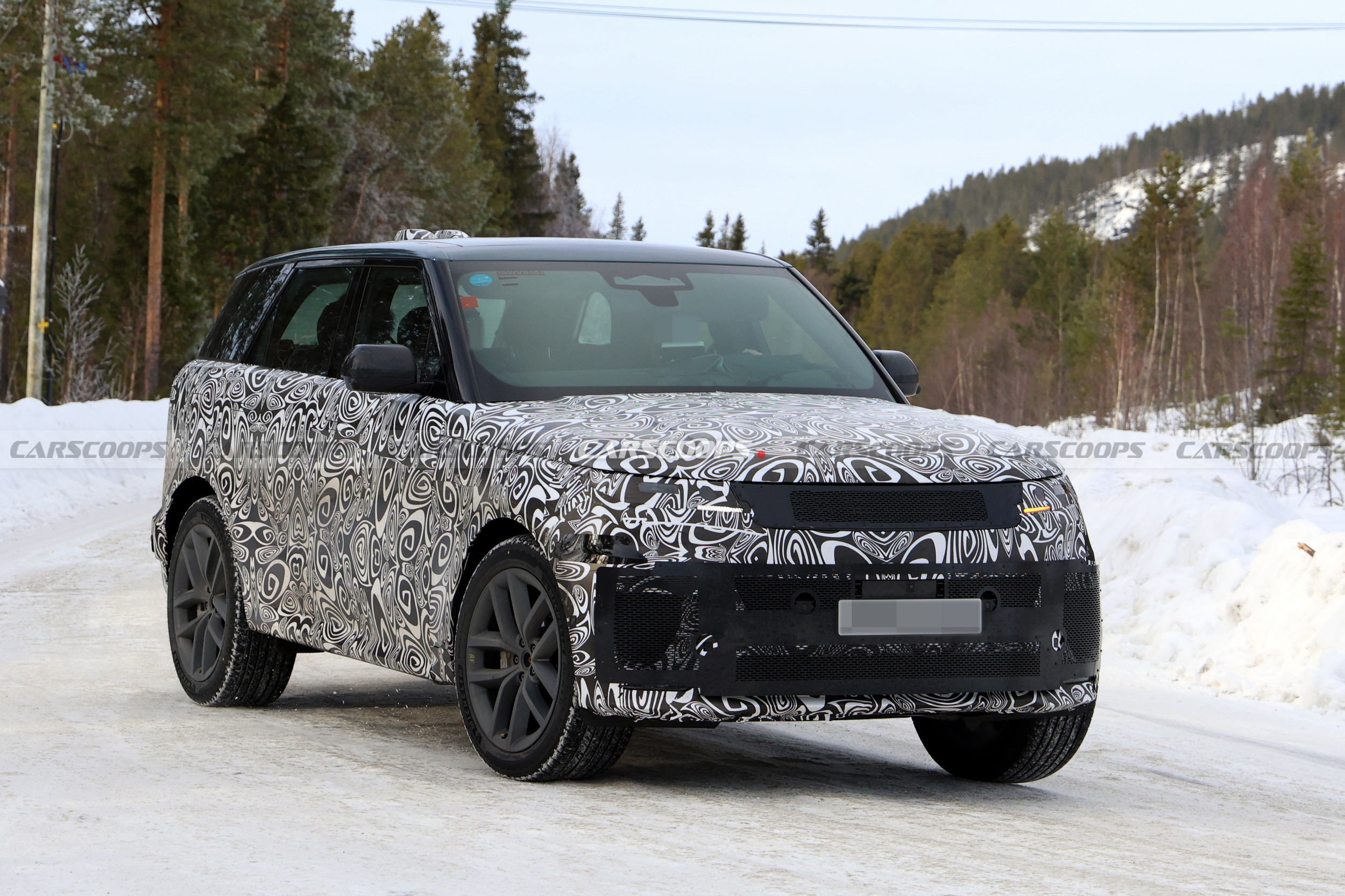 2027 Range Rover Sport 310 14