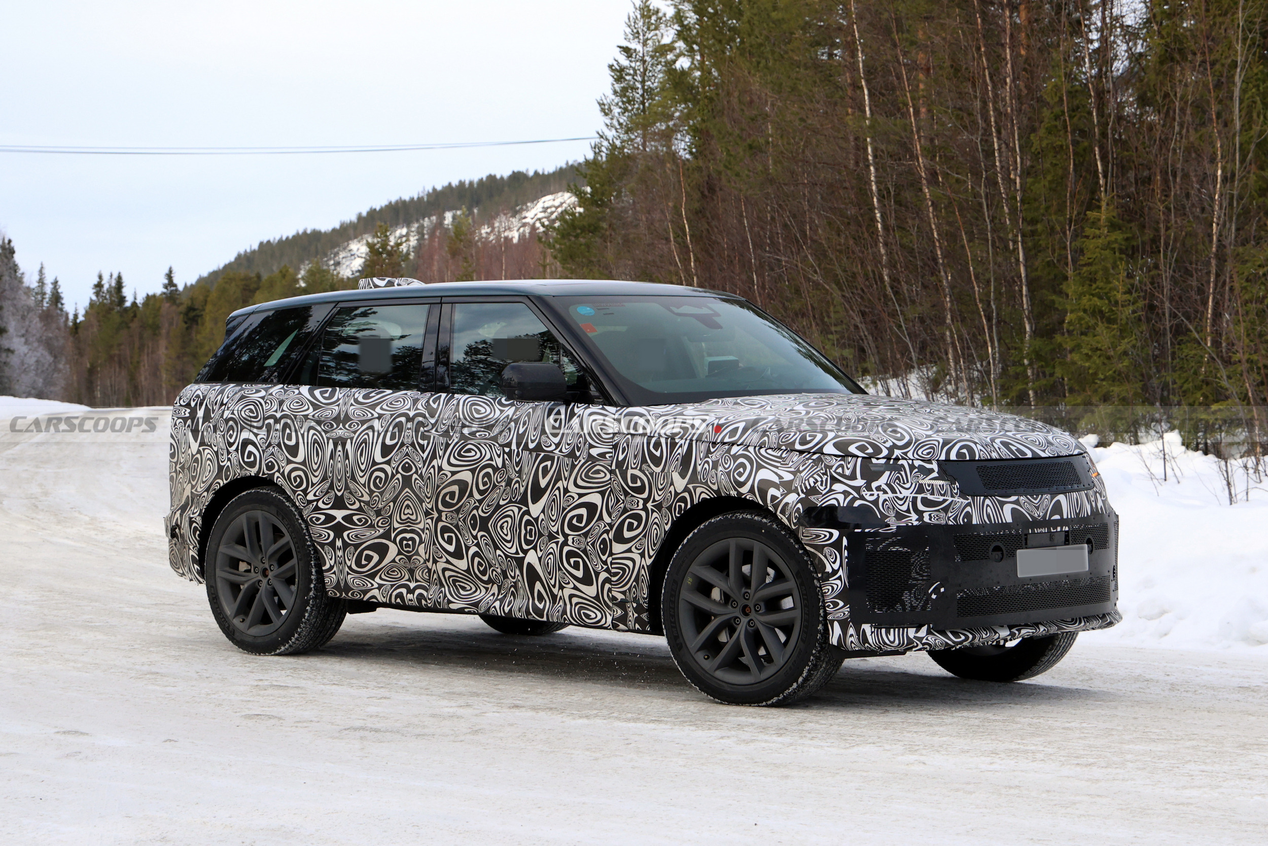 2027 Range Rover Sport 310 16