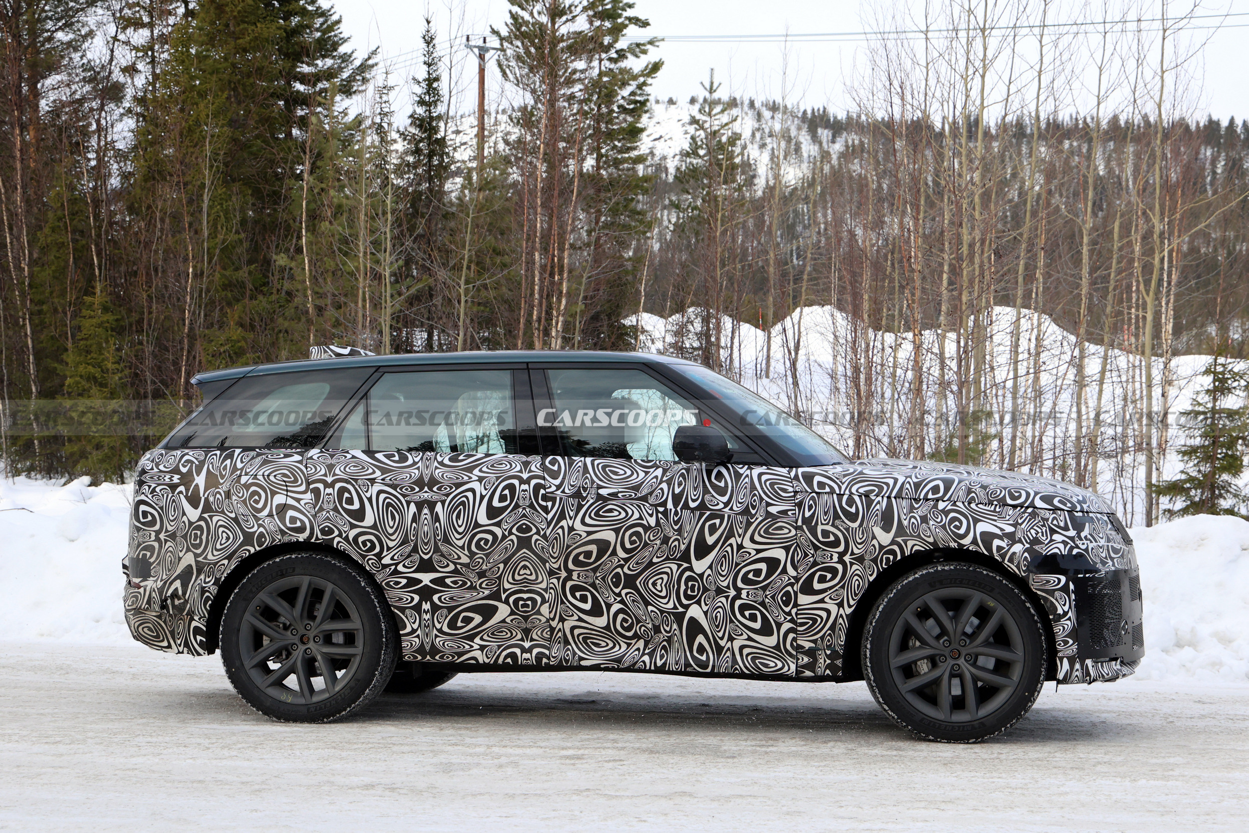 2027 Range Rover Sport 310 18