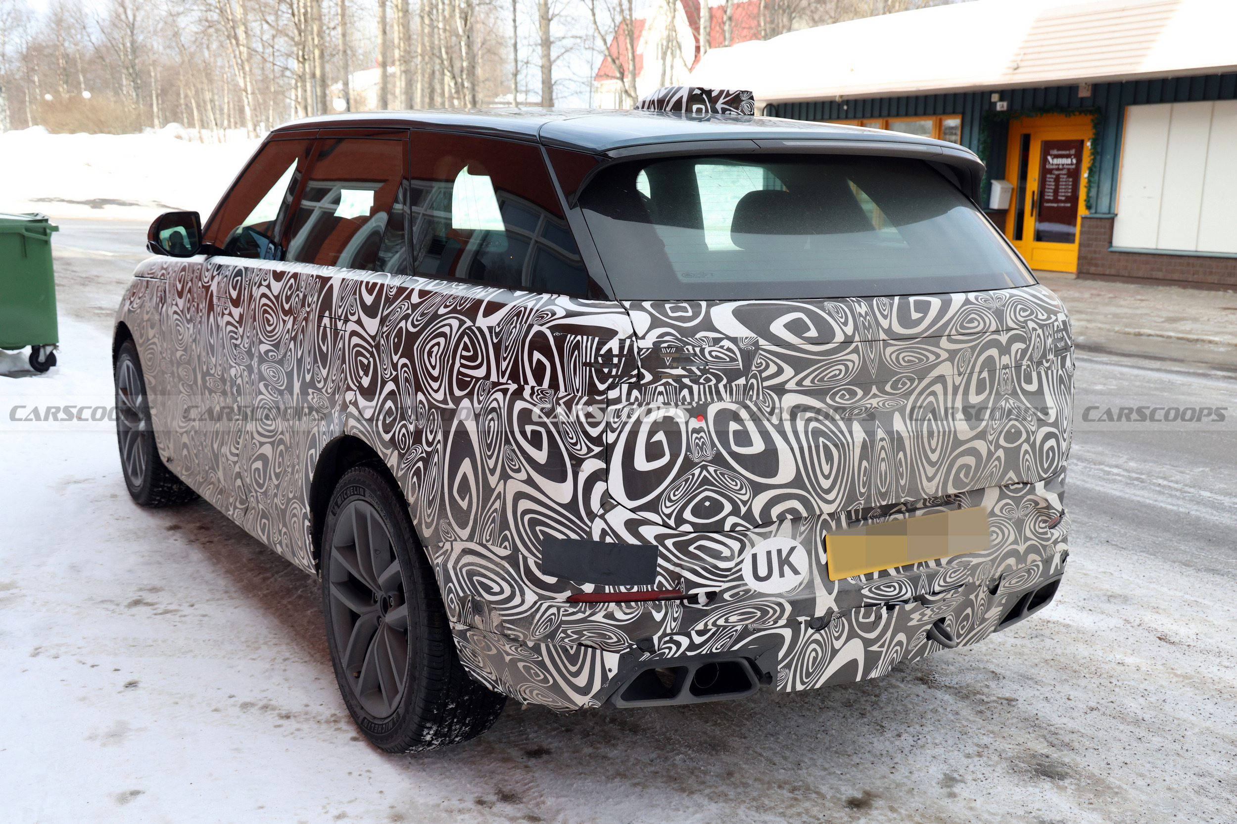 2027 Range Rover Sport 310 8