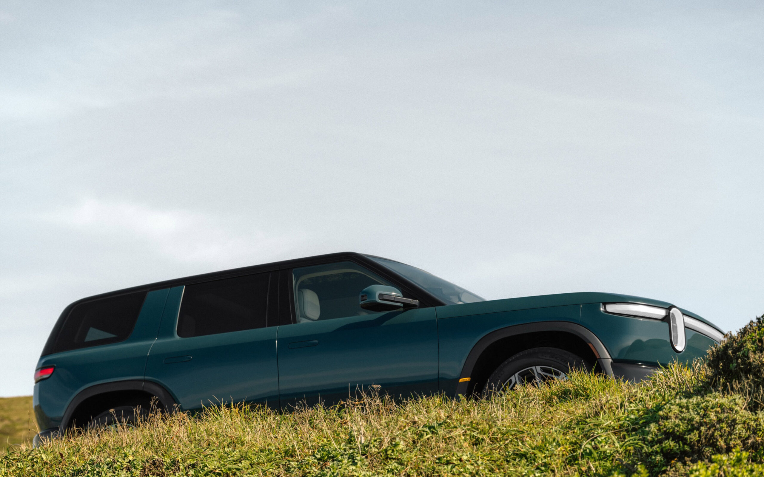 Rivian R2 2027 015