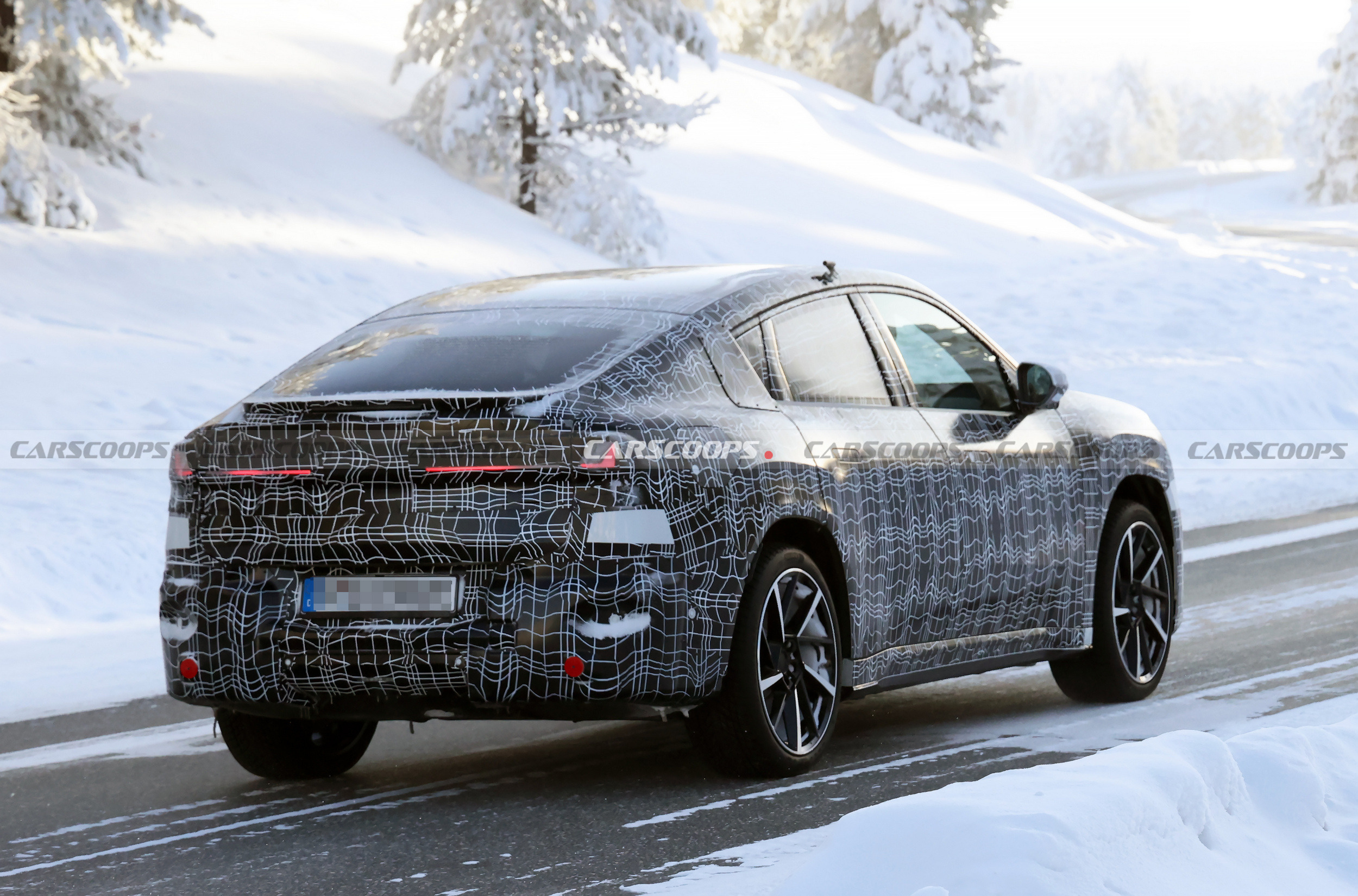 2027 BMW iX4 302 11